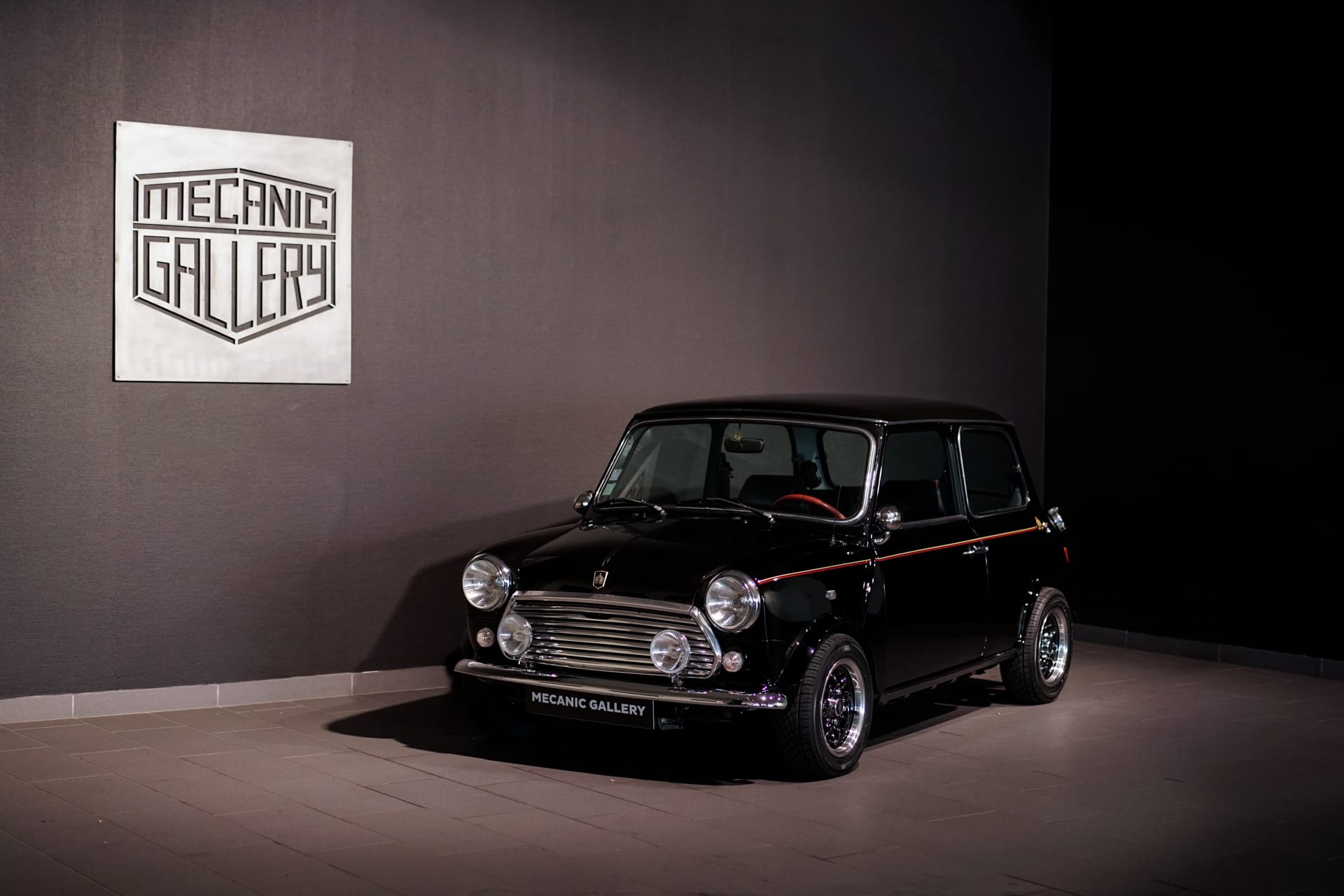 Mini 30th Anniversary Edition - Photo 2