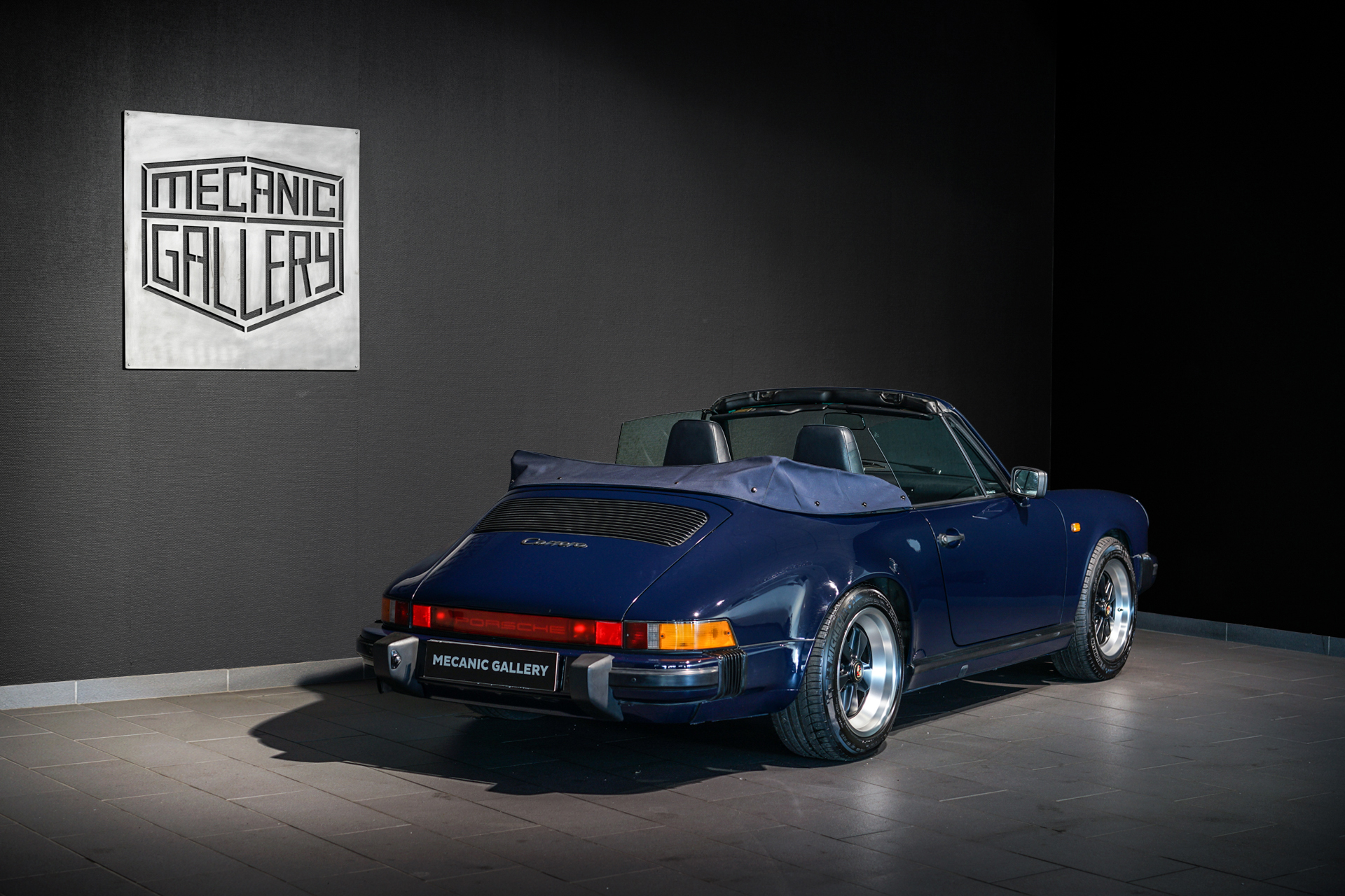 Porsche 911 Carrera 3.2 Cabriolet (G50) - Photo 3
