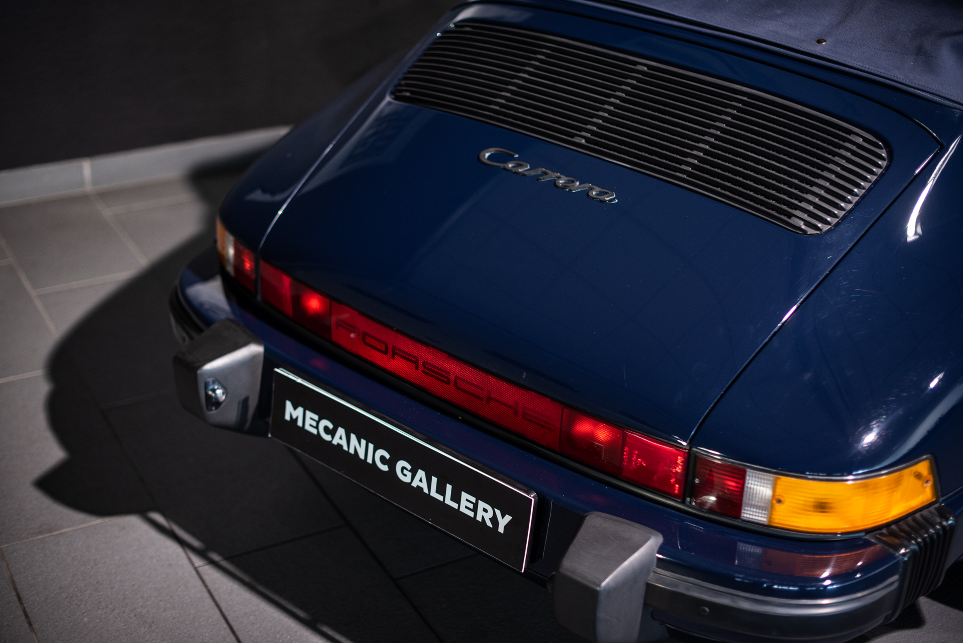 Porsche 911 Carrera 3.2 Cabriolet (G50) - Photo 8