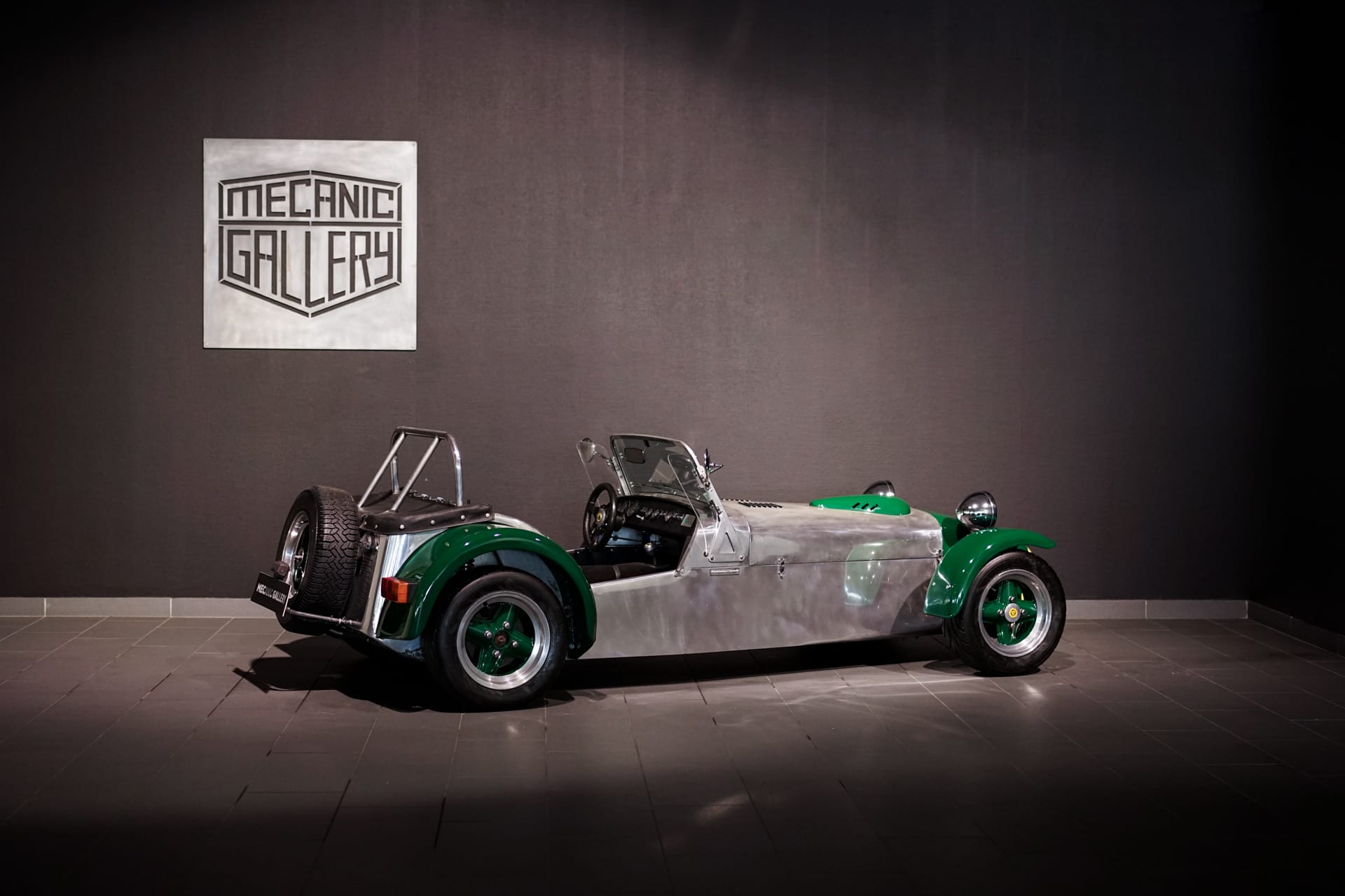 Caterham Super 7 (1600 GT) - Photo 4