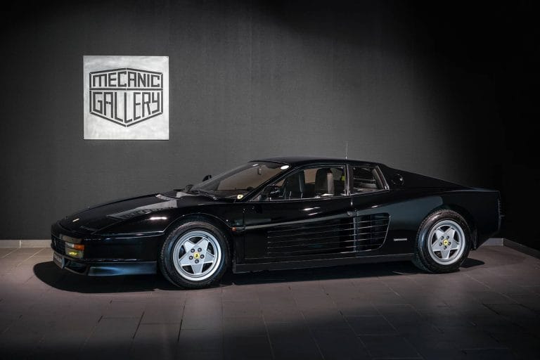 Ferrari Testarossa - Photo 1