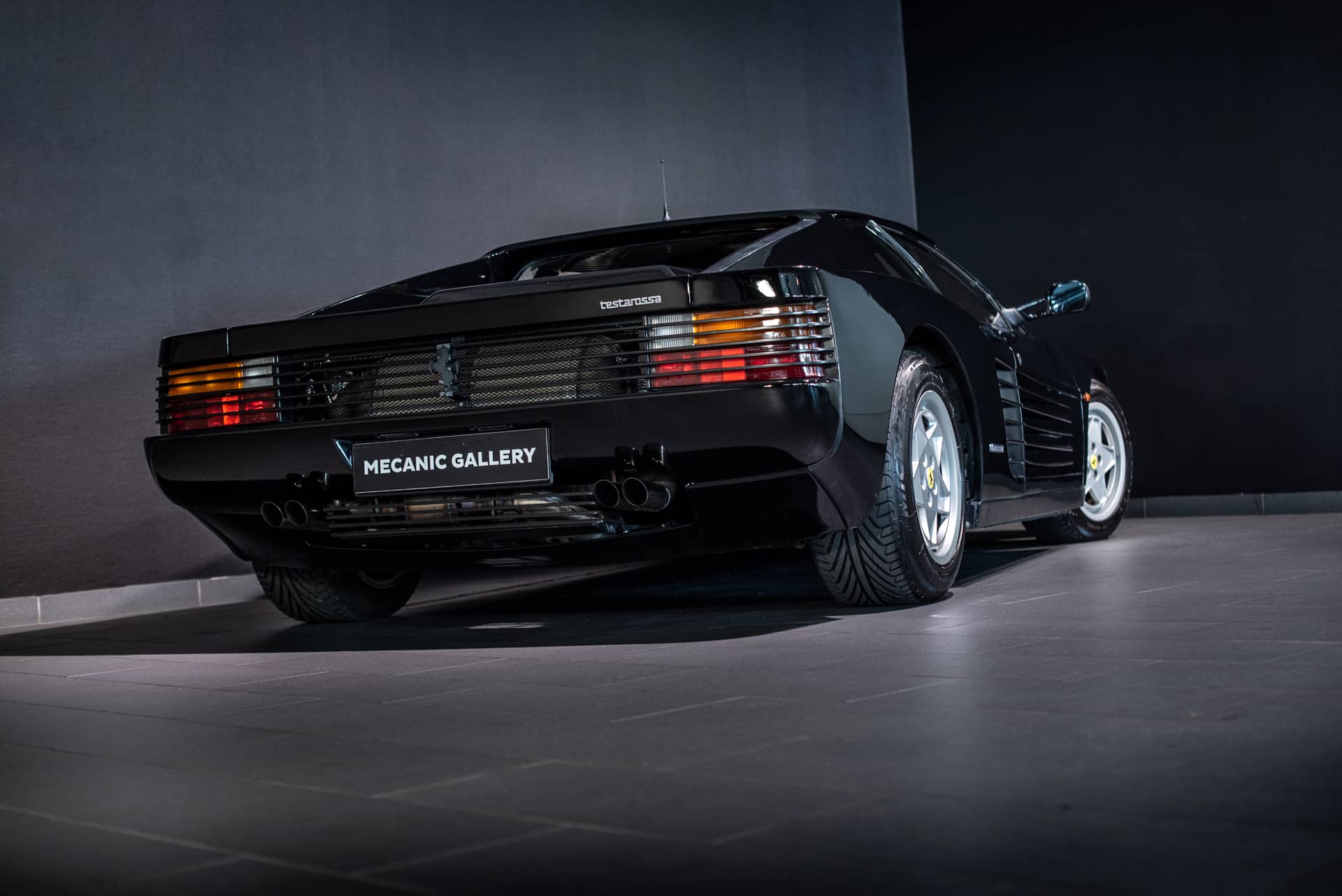 Ferrari Testarossa - Photo 6