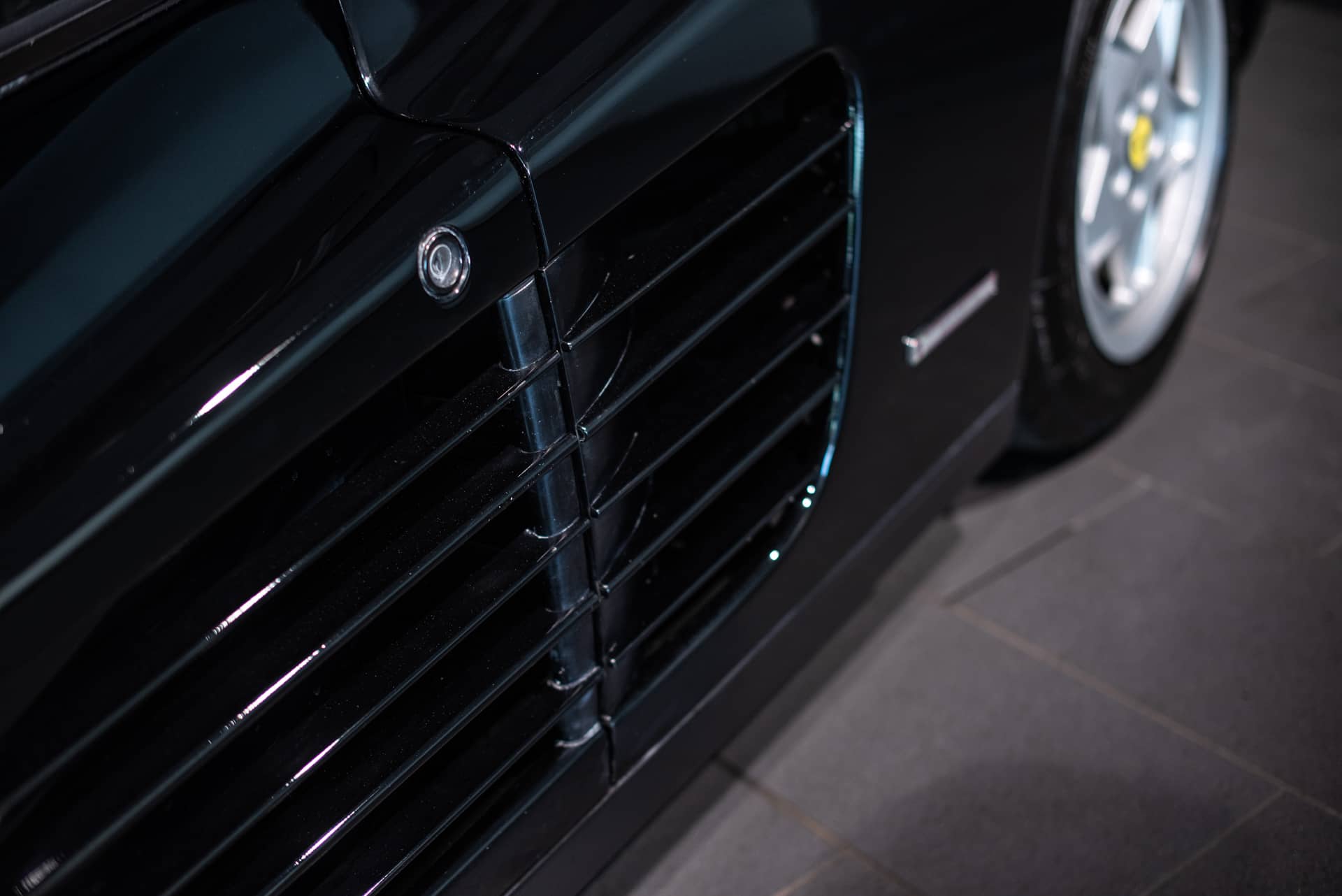 Ferrari Testarossa - Photo 9