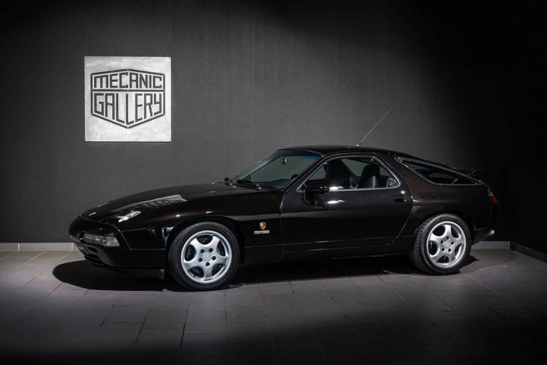 Porsche 928 GTS (BVM) - Photo 1