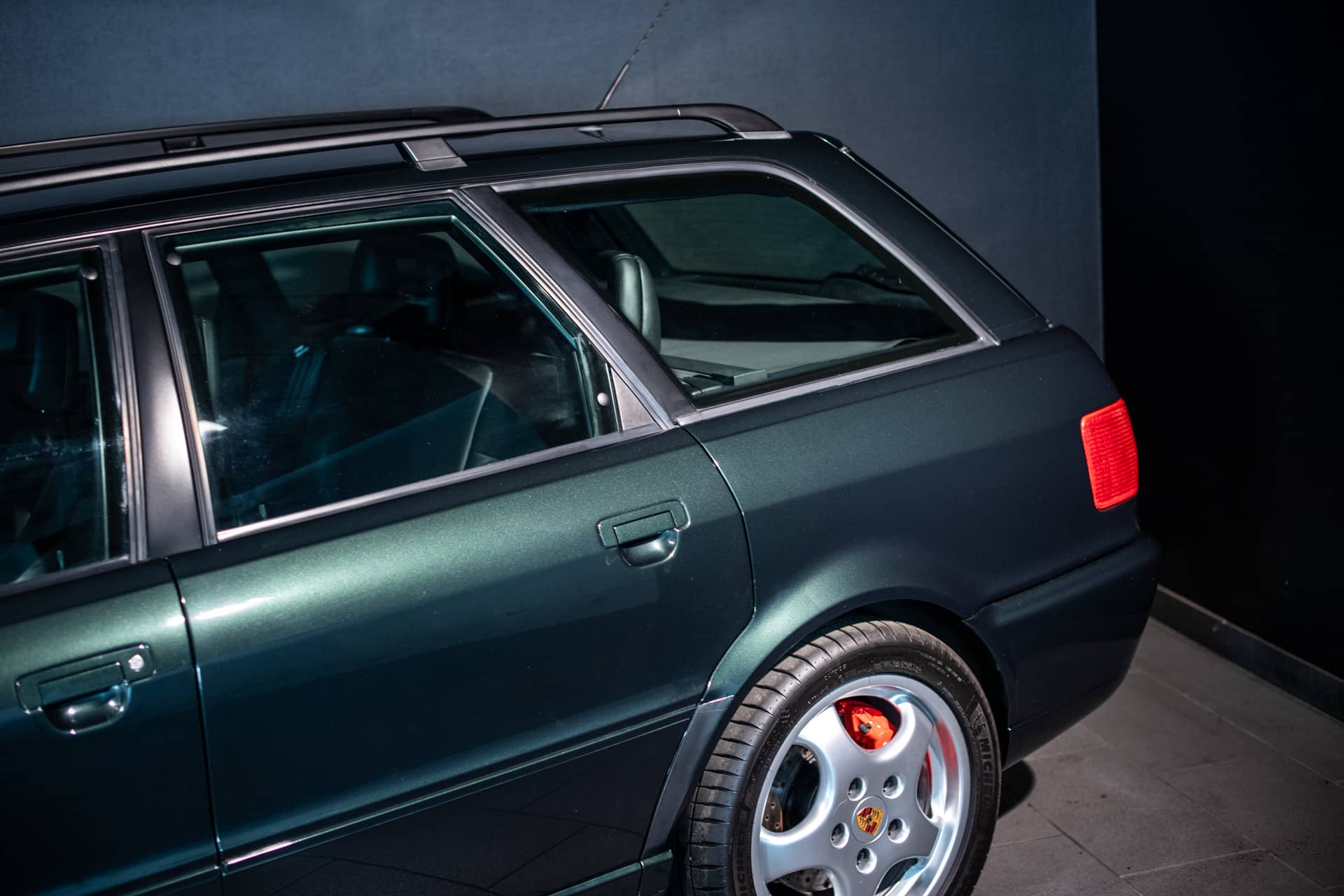 Audi RS2 Avant - Photo 10