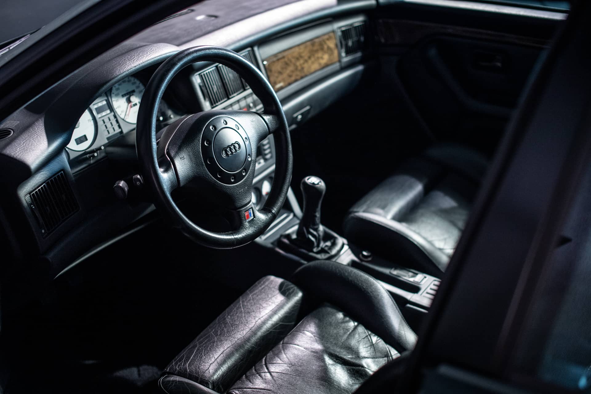 Audi RS2 Avant - Photo 13