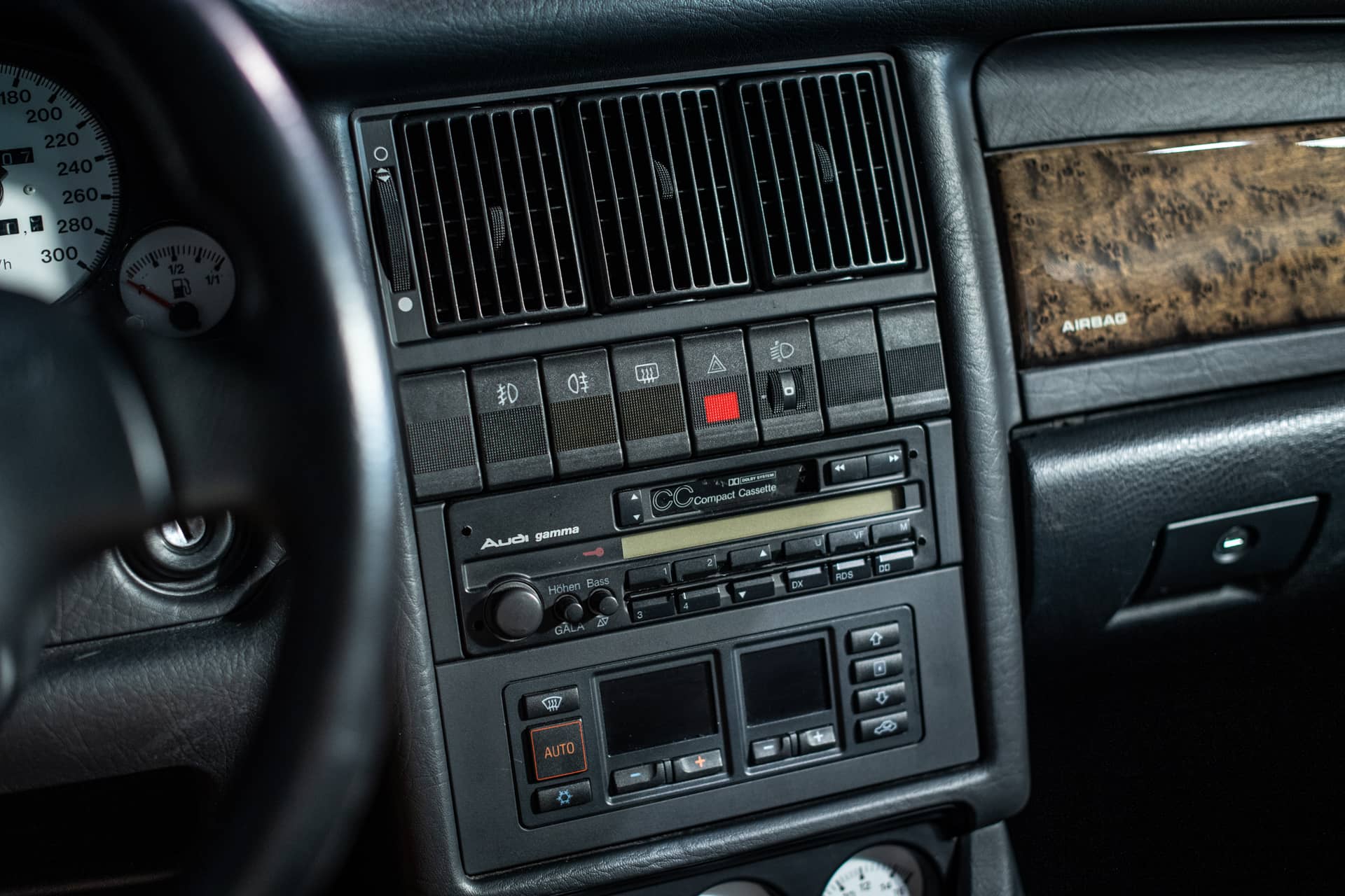 Audi RS2 Avant - Photo 24