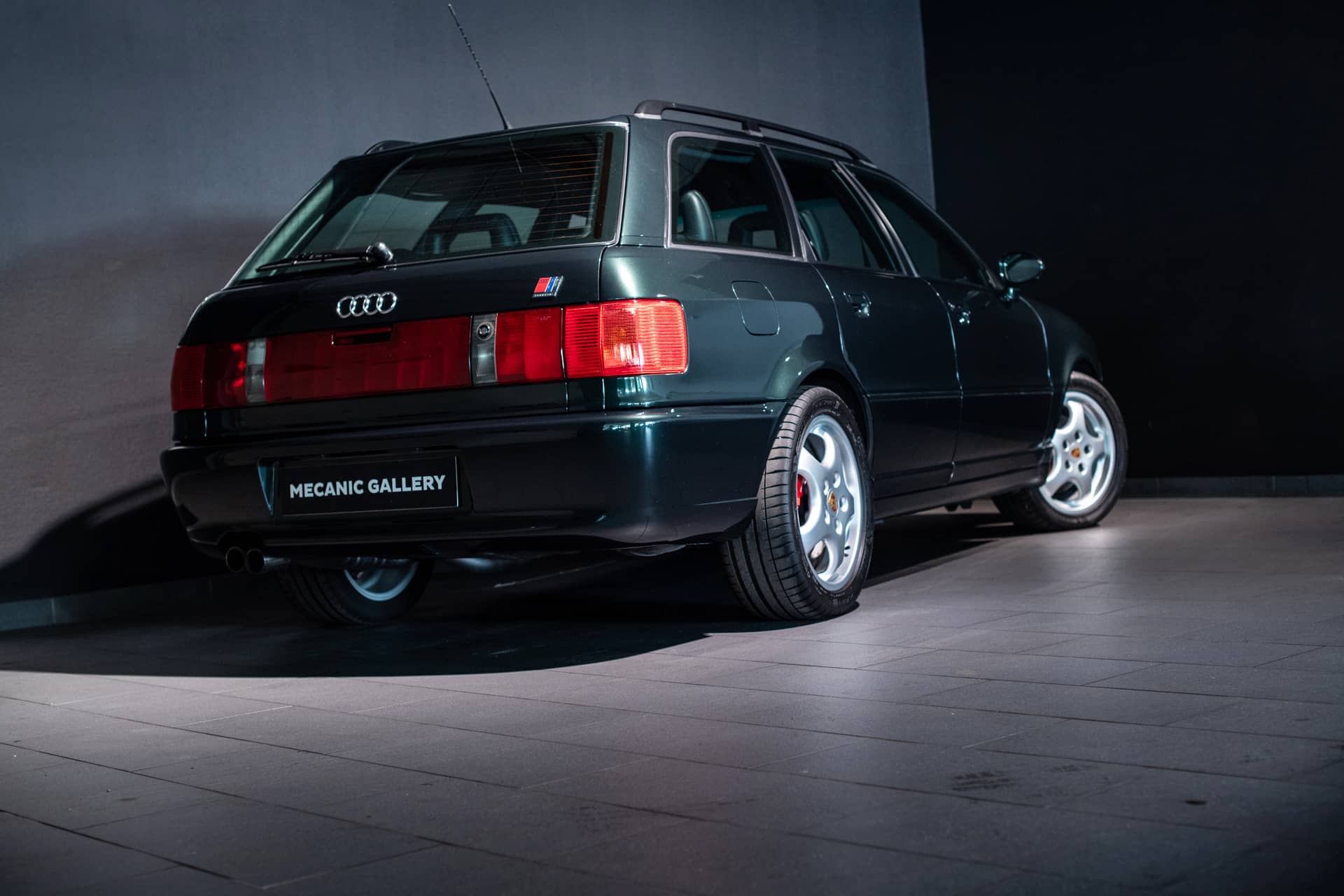 Audi RS2 Avant - Photo 6
