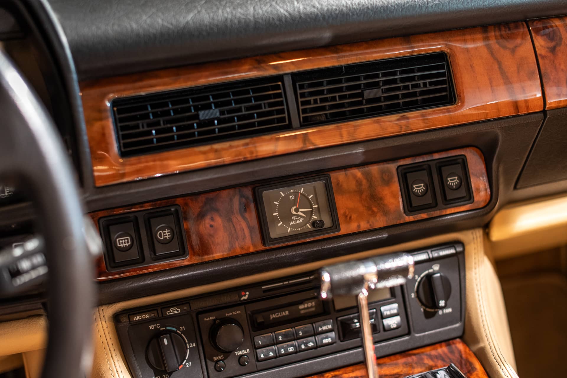 Jaguar XJS Cabriolet 4.0 - Photo 23