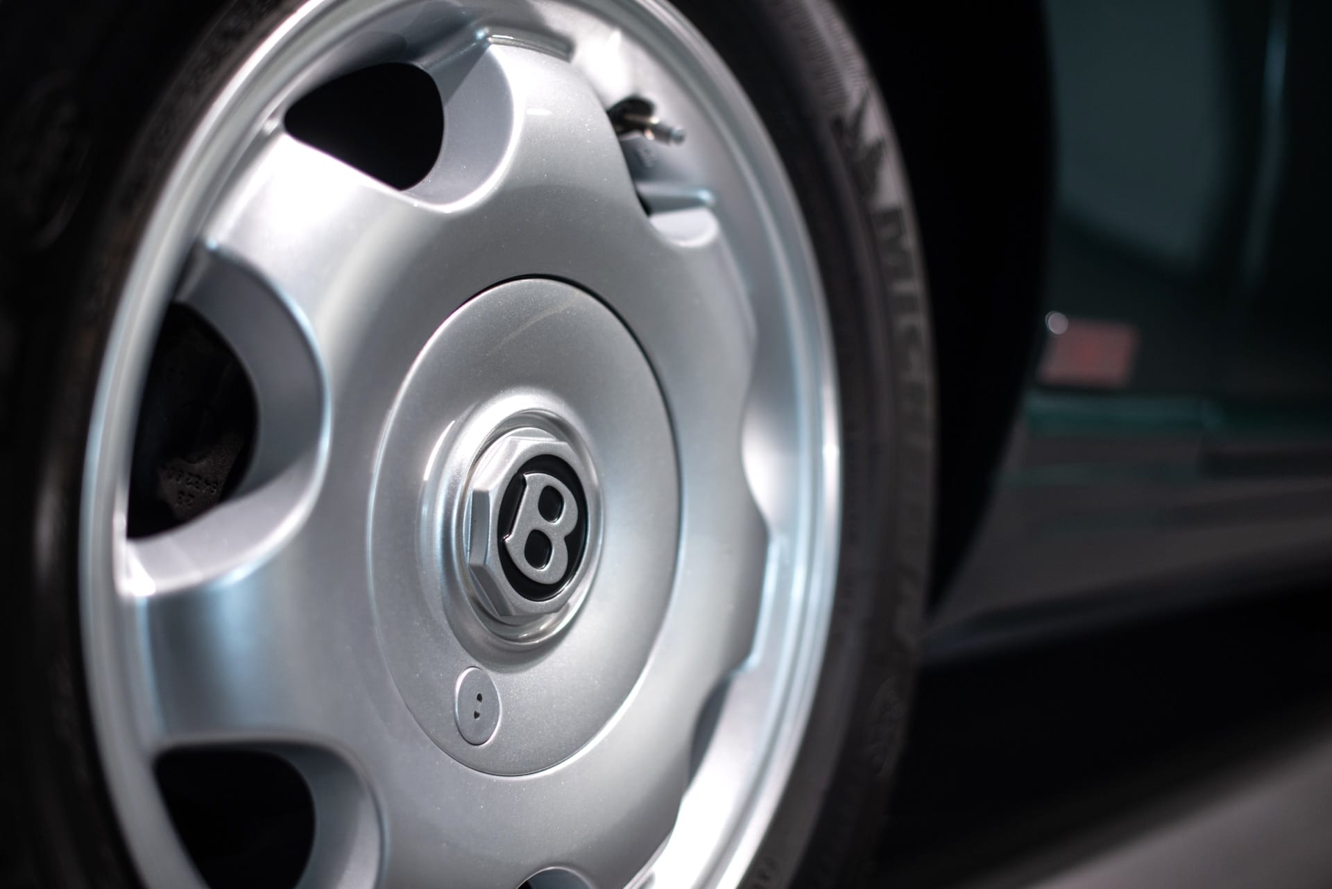 Bentley Turbo R - Photo 14