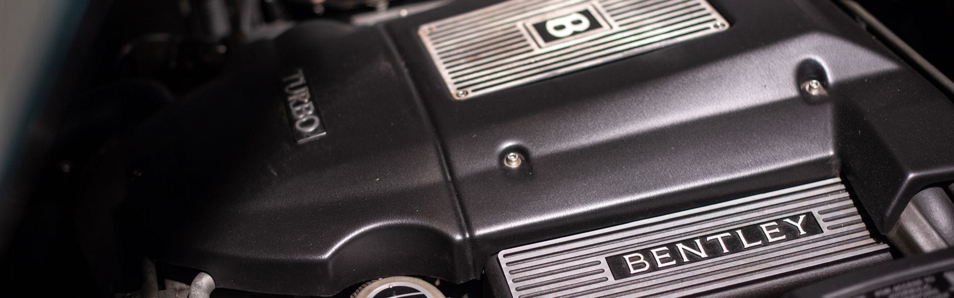 Bentley Turbo R - Photo 36