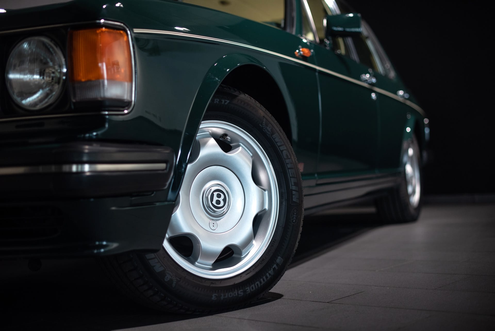 Bentley Turbo R - Photo 8
