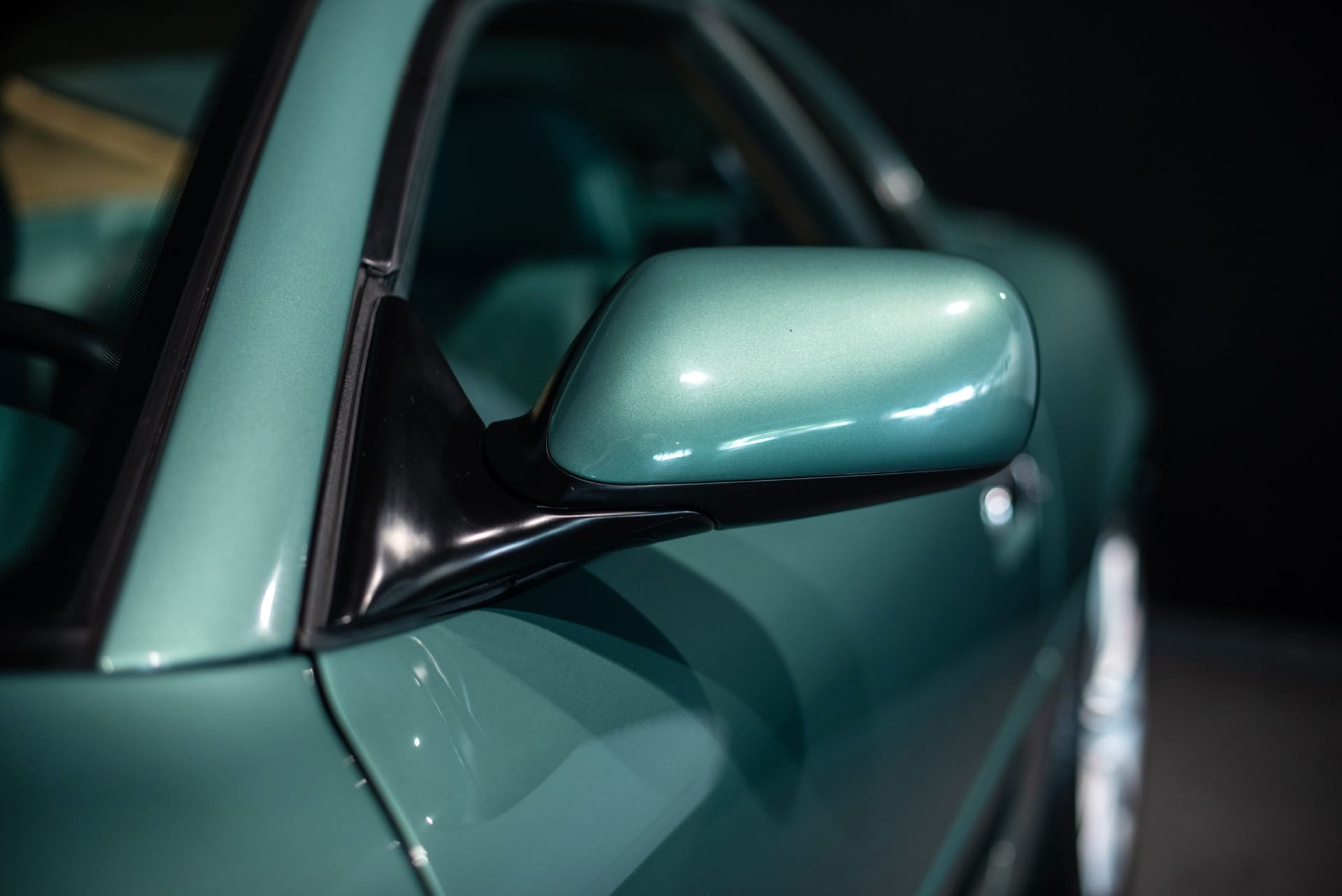 Aston Martin DB7 Vantage - Photo 14