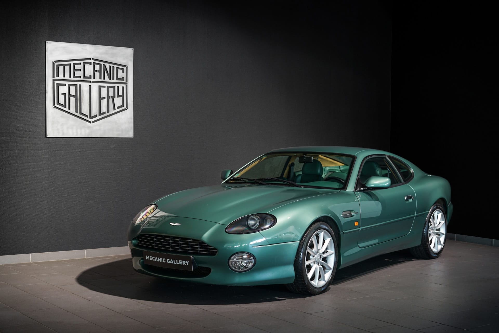 Aston Martin DB7 Vantage - Photo 2