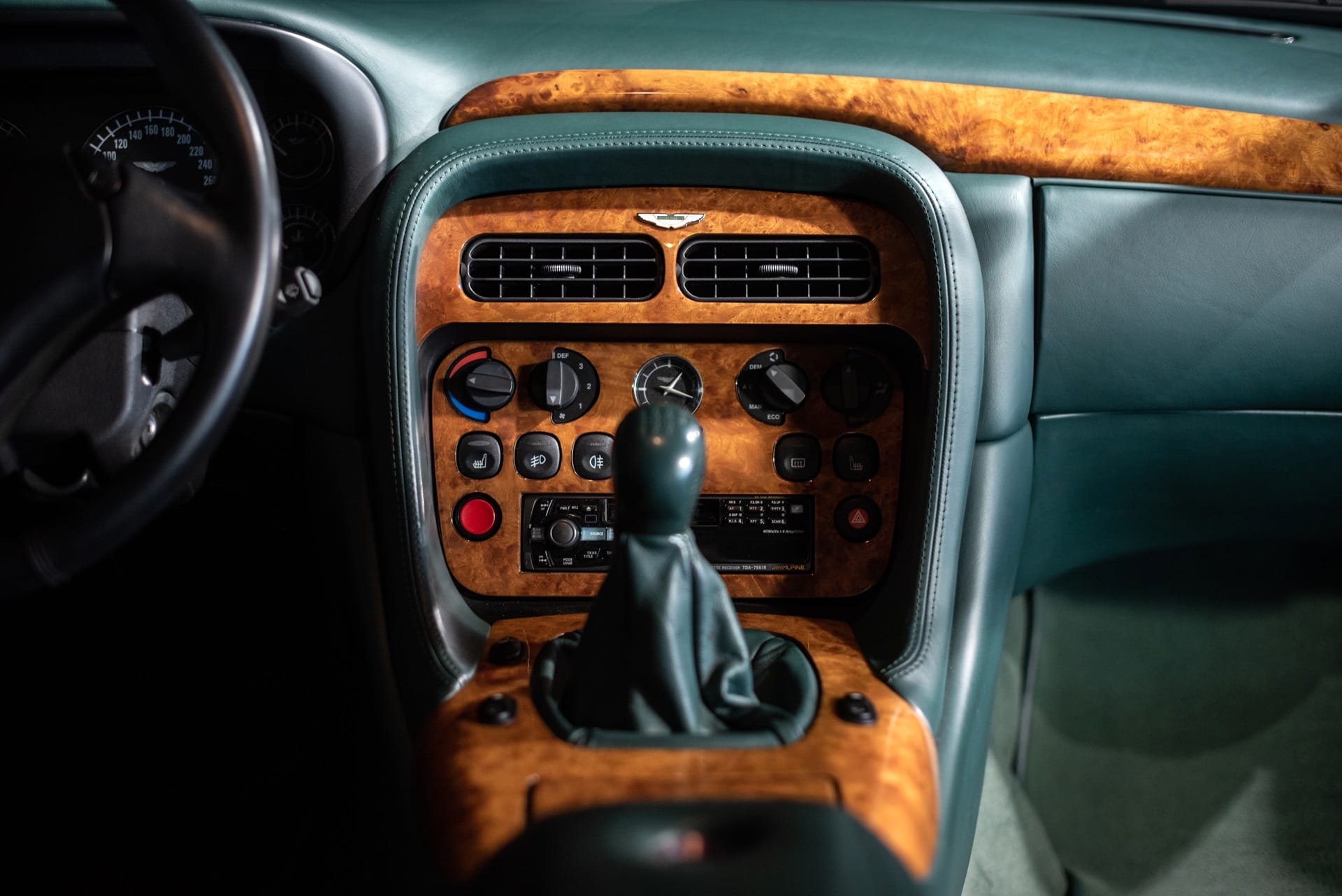 Aston Martin DB7 Vantage - Photo 20