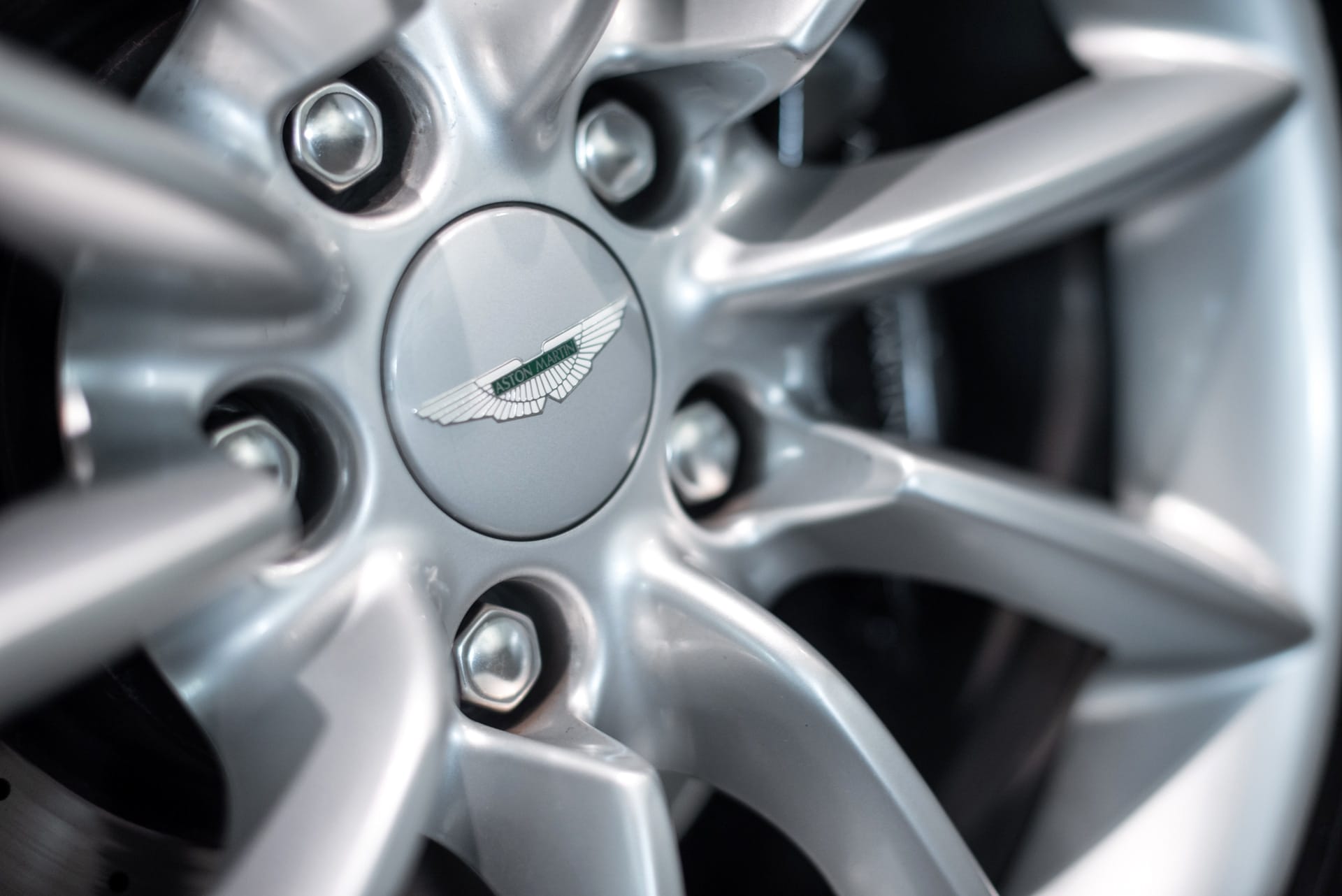 Aston Martin DB7 Vantage - Photo 29