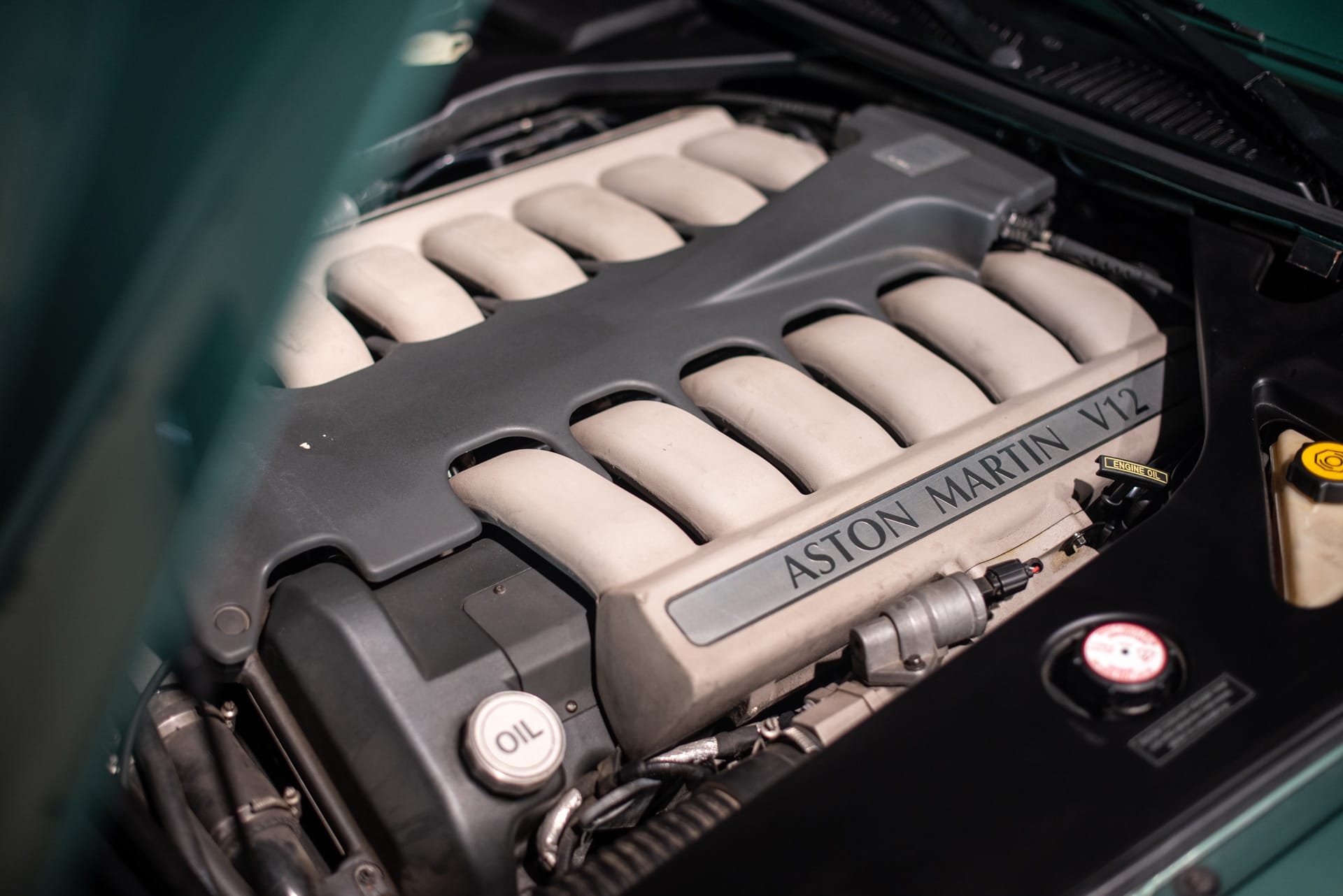 Aston Martin DB7 Vantage - Photo 31