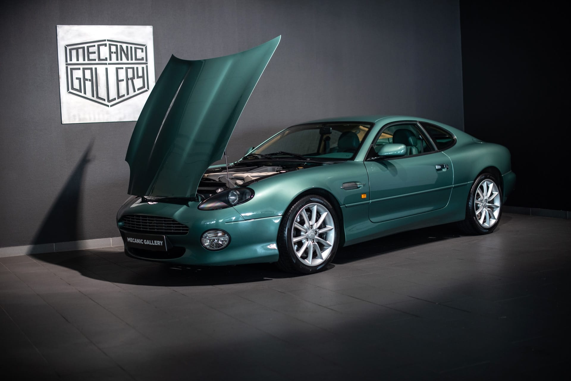 Aston Martin DB7 Vantage - Photo 7