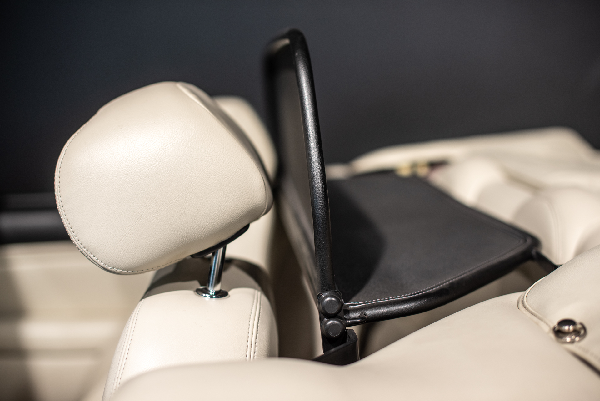 Jaguar XK8 Cabriolet V8 4.2 - Photo 25