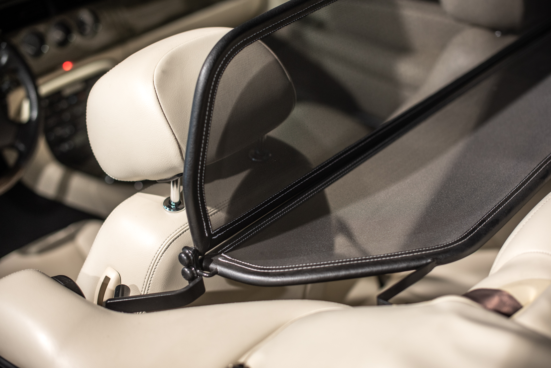 Jaguar XK8 Cabriolet V8 4.2 - Photo 26