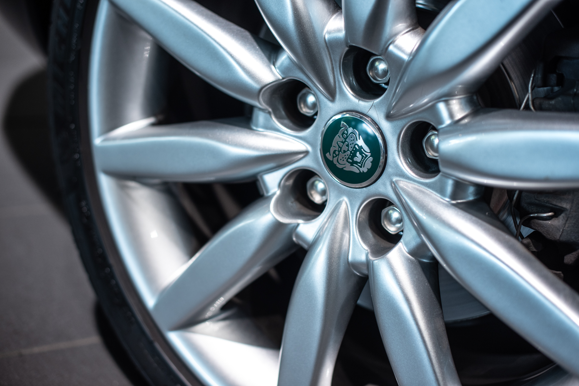 Jaguar XK8 Cabriolet V8 4.2 - Photo 32