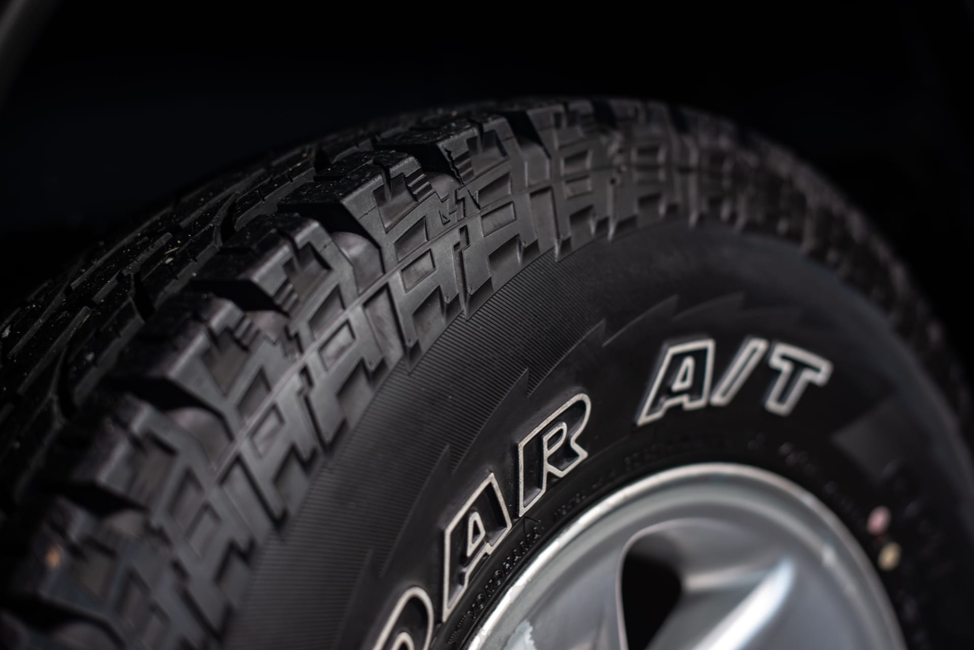 Land Rover Defender 90 TD5 « Black Silver » - Photo 22