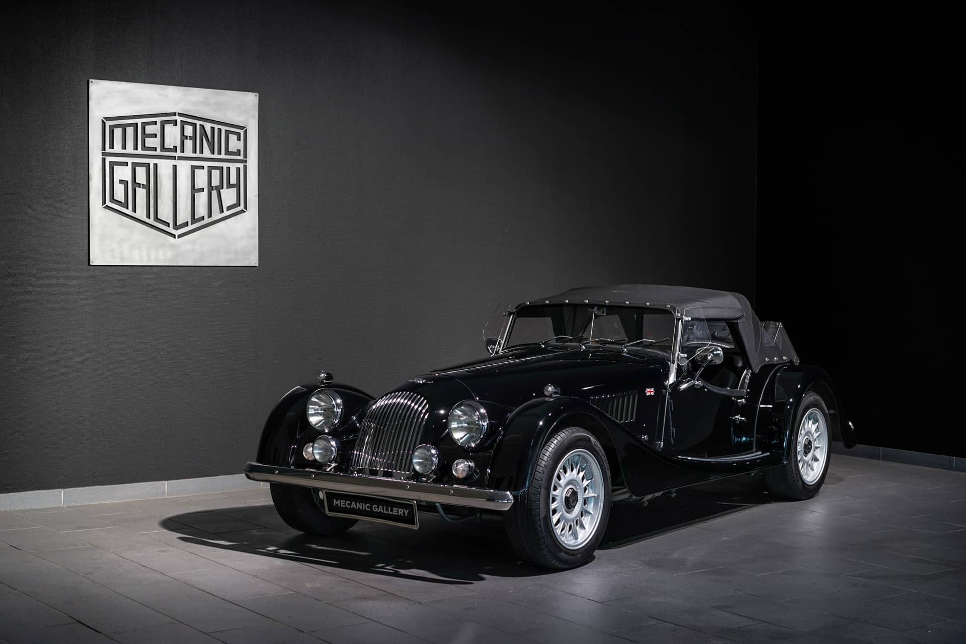 Morgan Plus 8 4.6 - Photo 4