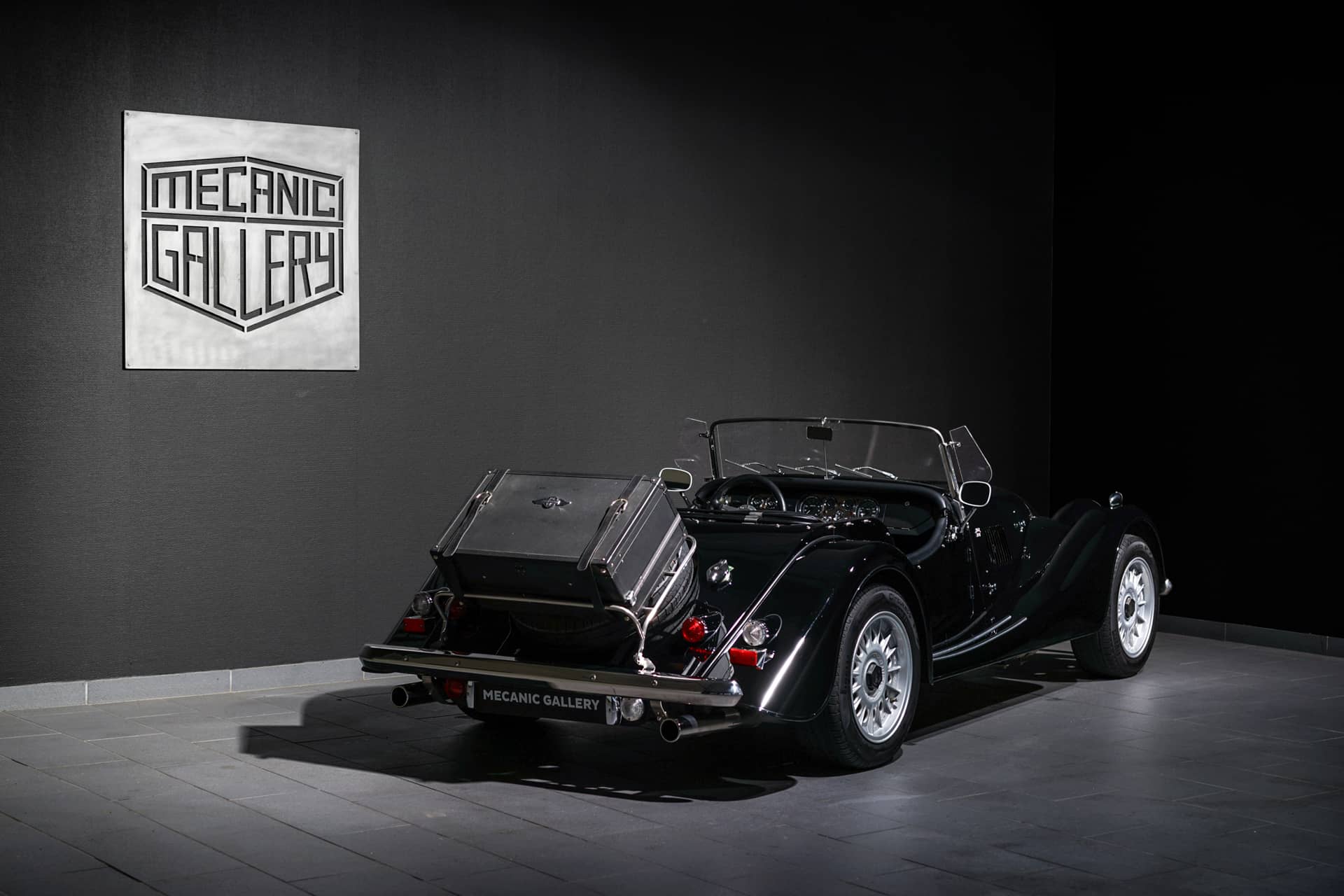 Morgan Plus 8 4.6 - Photo 5