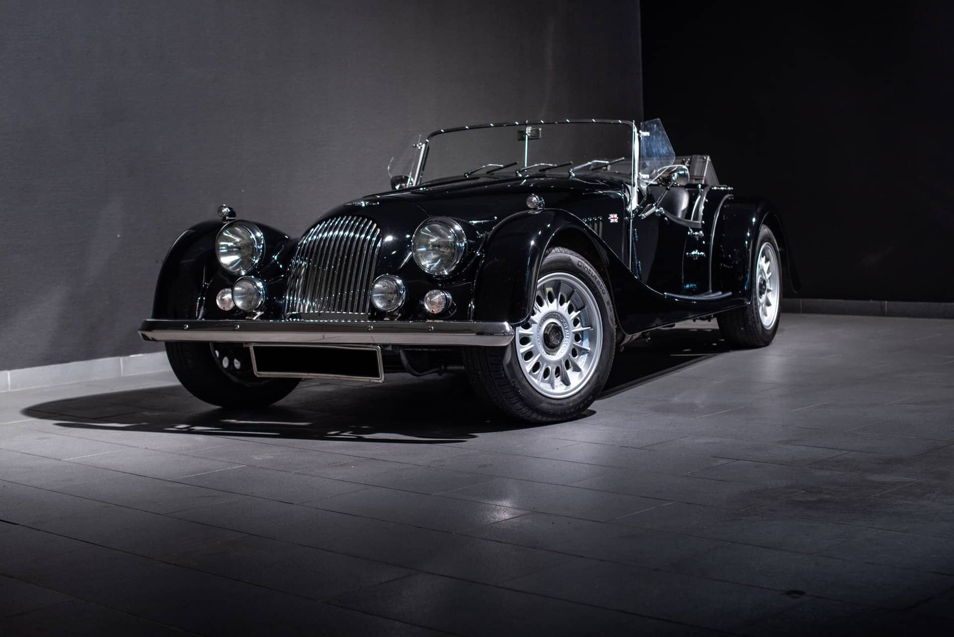 Morgan Plus 8 4.6 - Photo 7