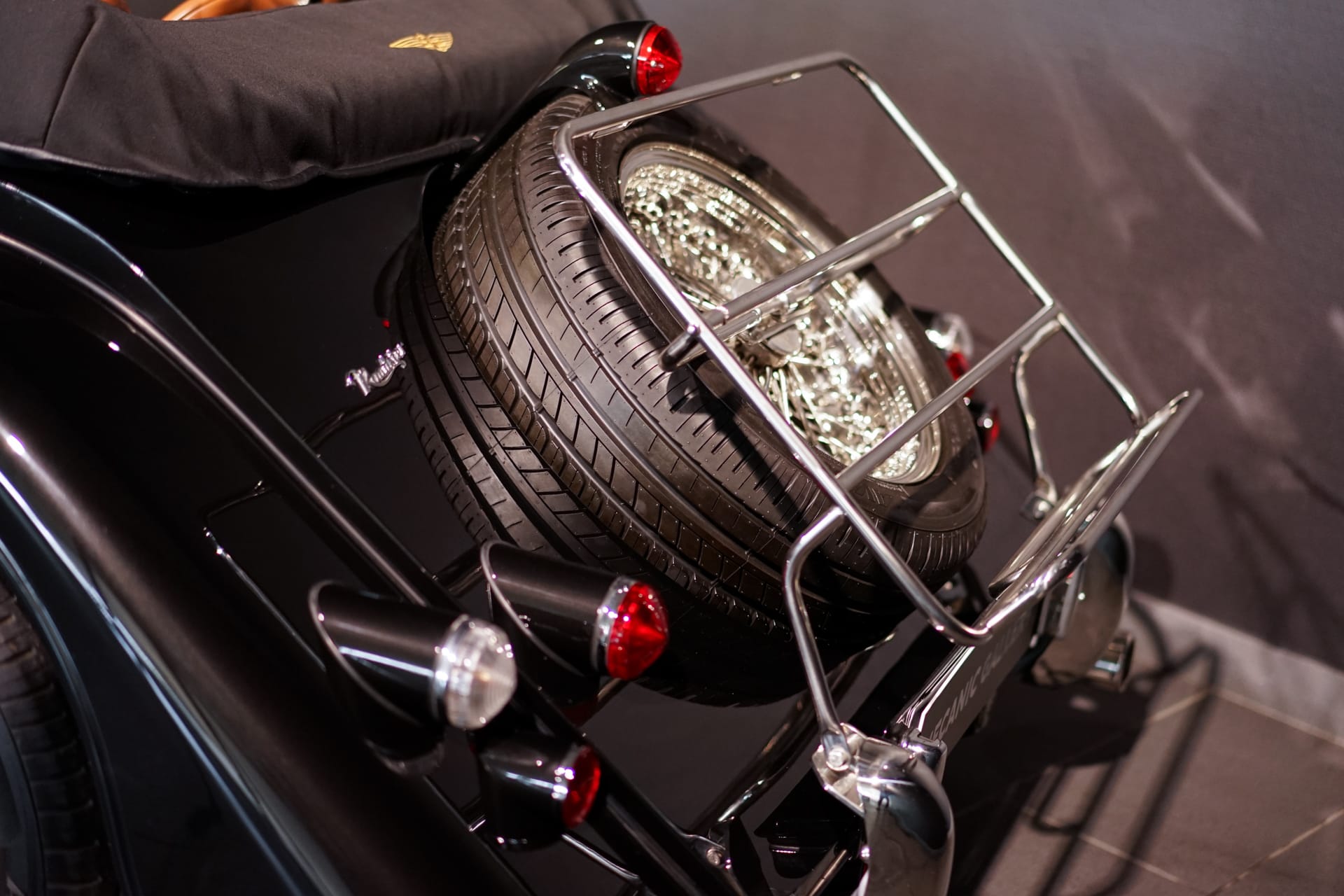 Morgan V6 Roadster 3.7 - Photo 18