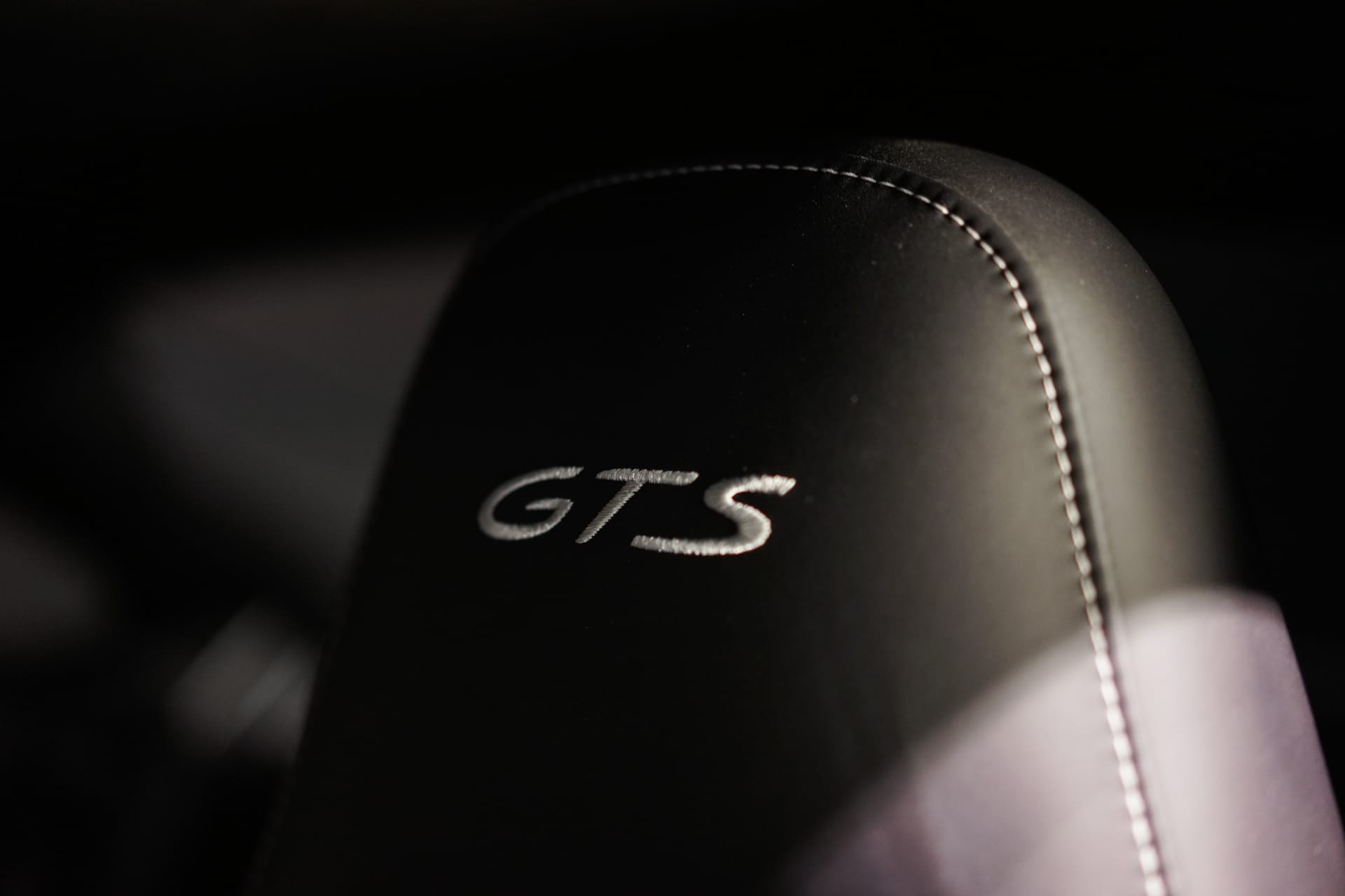 Porsche 991 Carrera 4 GTS - Photo 22