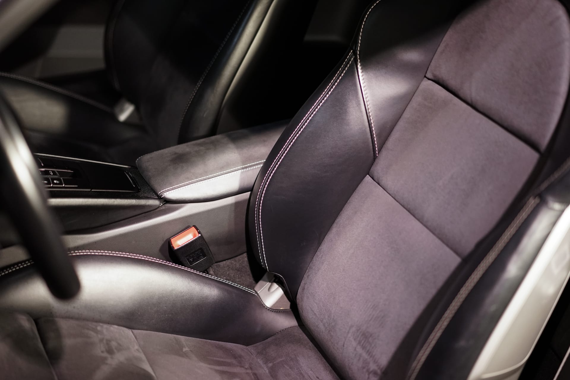 Porsche 991 Carrera 4 GTS - Photo 25