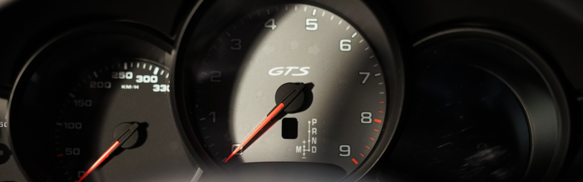 Porsche 991 Carrera 4 GTS - Photo 37