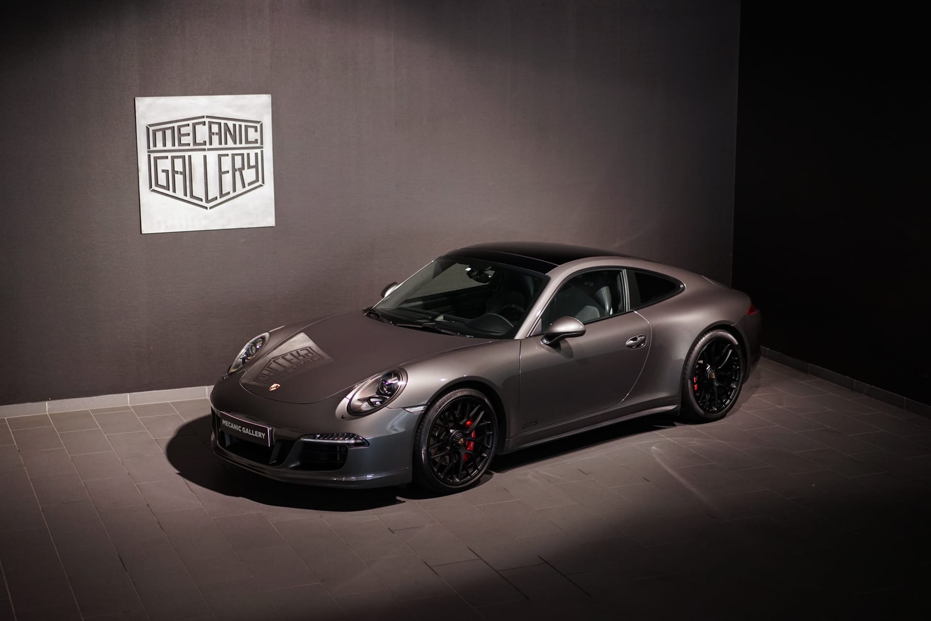 Porsche 991 Carrera 4 GTS - Photo 5