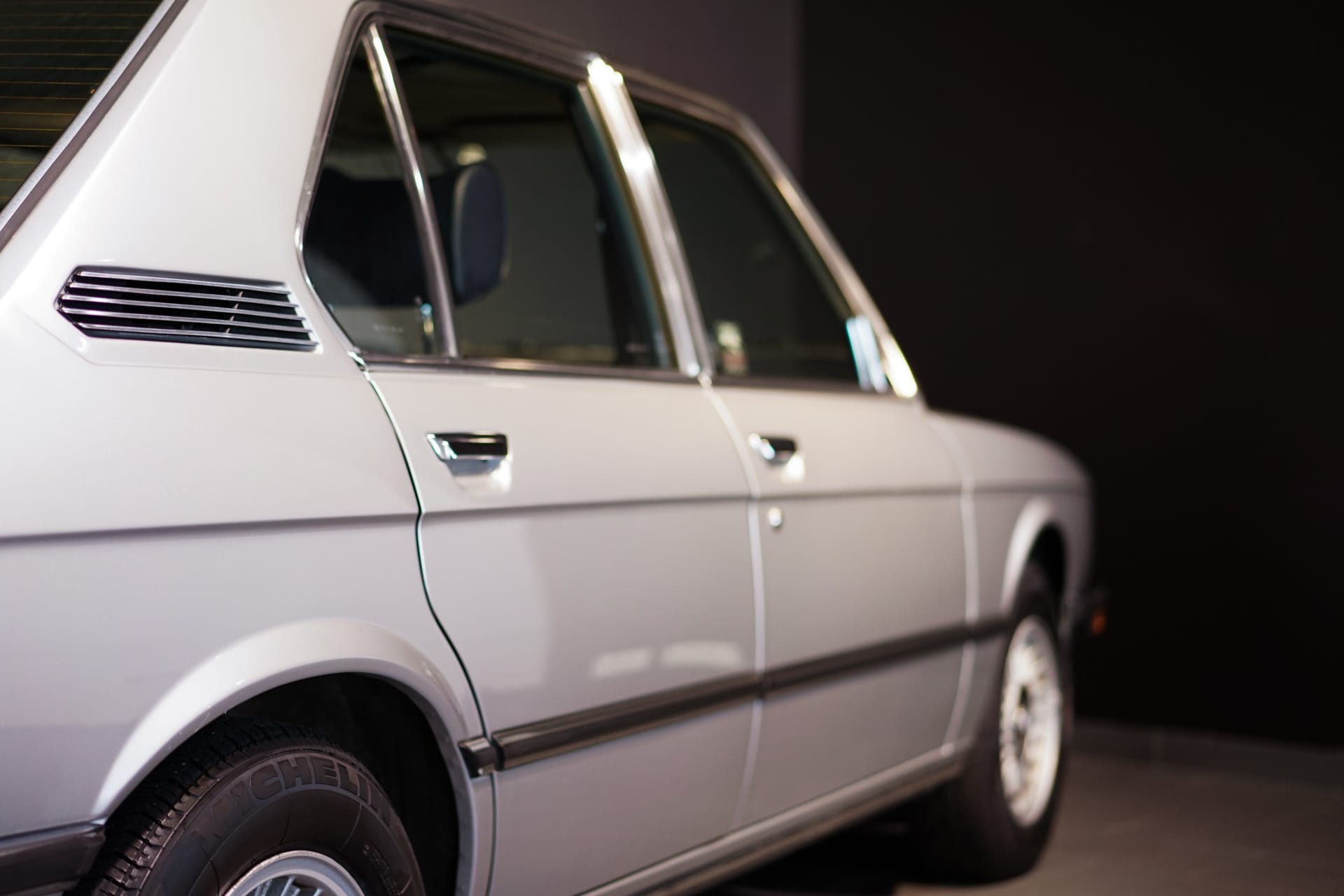 BMW 528i E12 - Photo 5