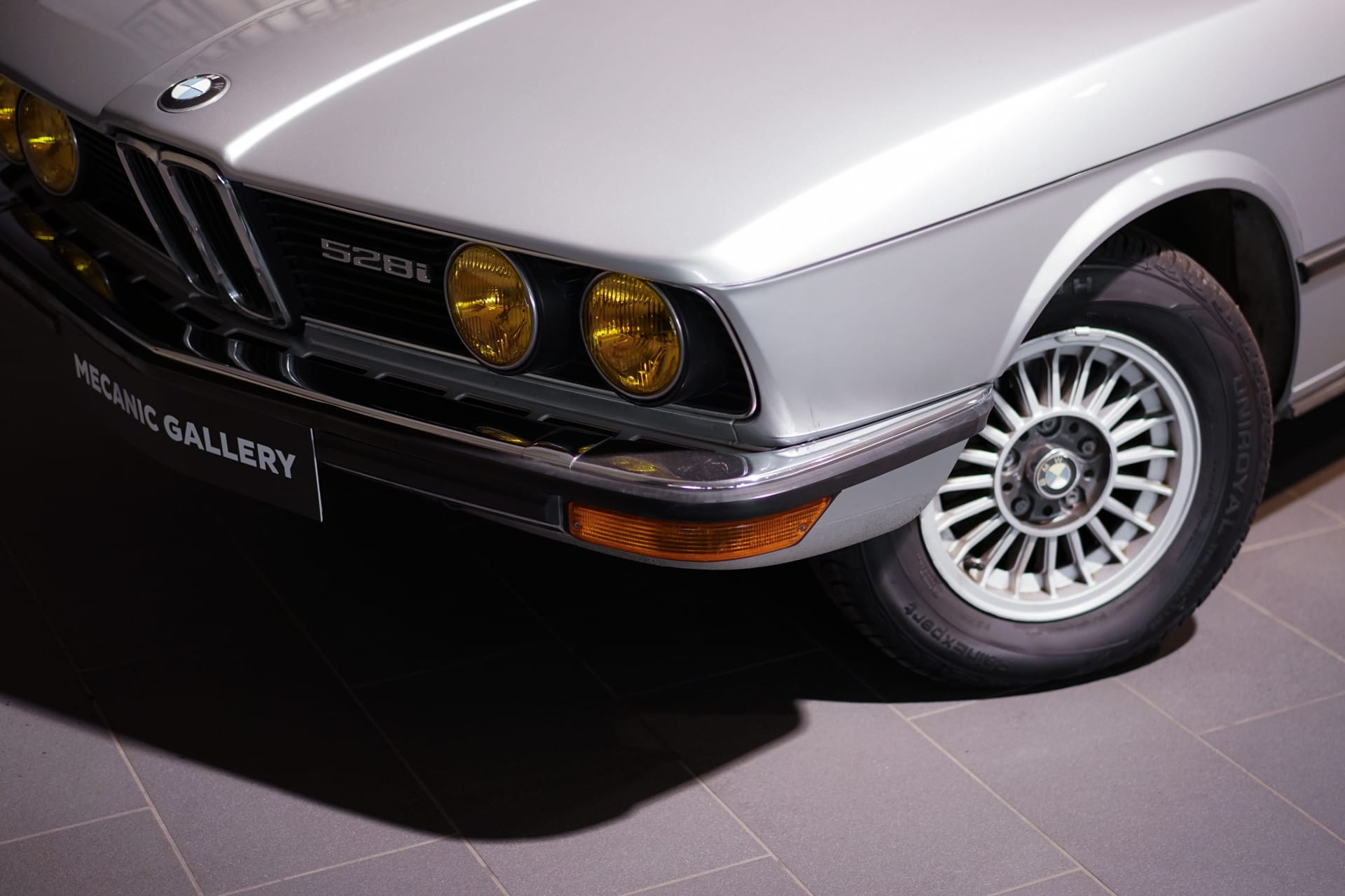 BMW 528i E12 - Photo 6