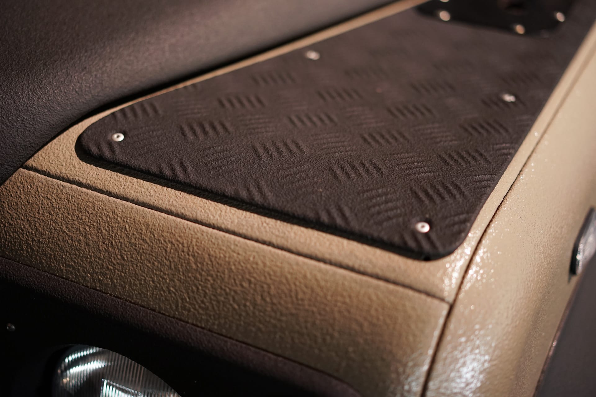 Land Rover Defender 130 TD5 - Photo 10