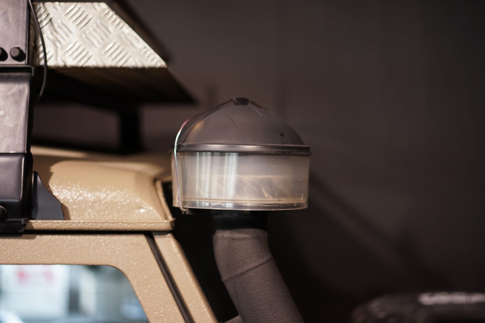 Land Rover Defender 130 TD5 - Photo 12