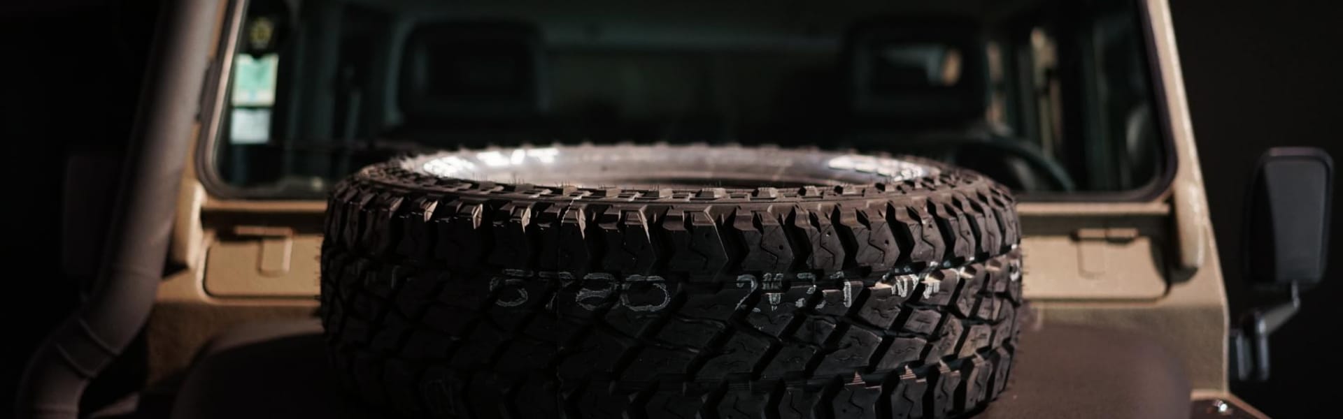 Land Rover Defender 130 TD5 - Photo 32