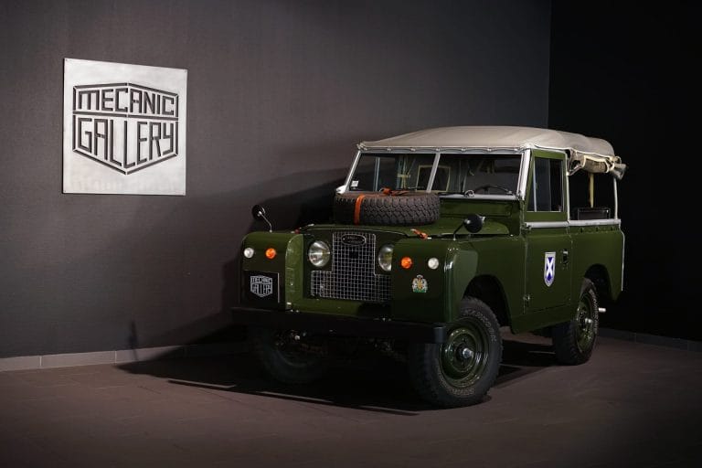 Land Rover 88 Série IIA - Photo 2