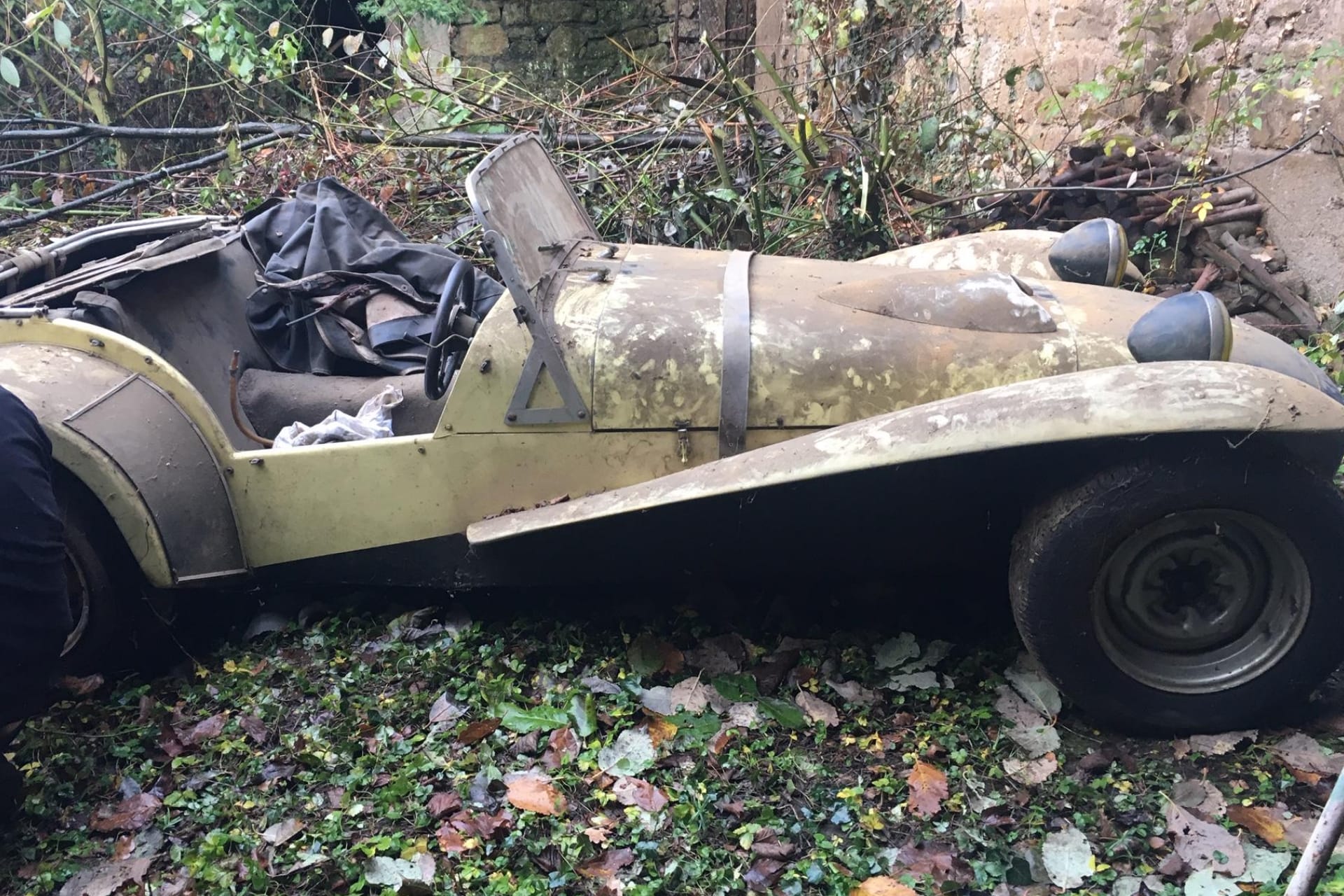 Lotus Seven S2 - Photo 16