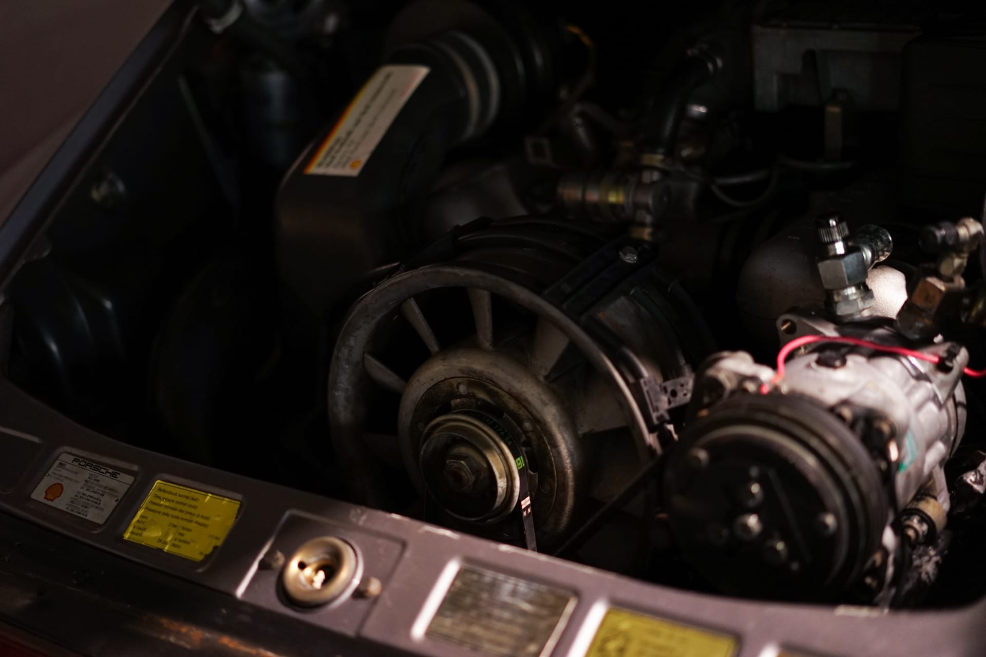 Porsche 911 3.2 Jubilé - Photo 13