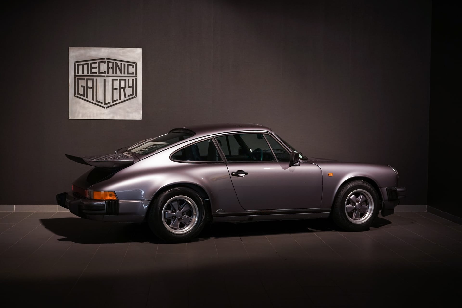Porsche 911 3.2 Jubilé - Photo 4