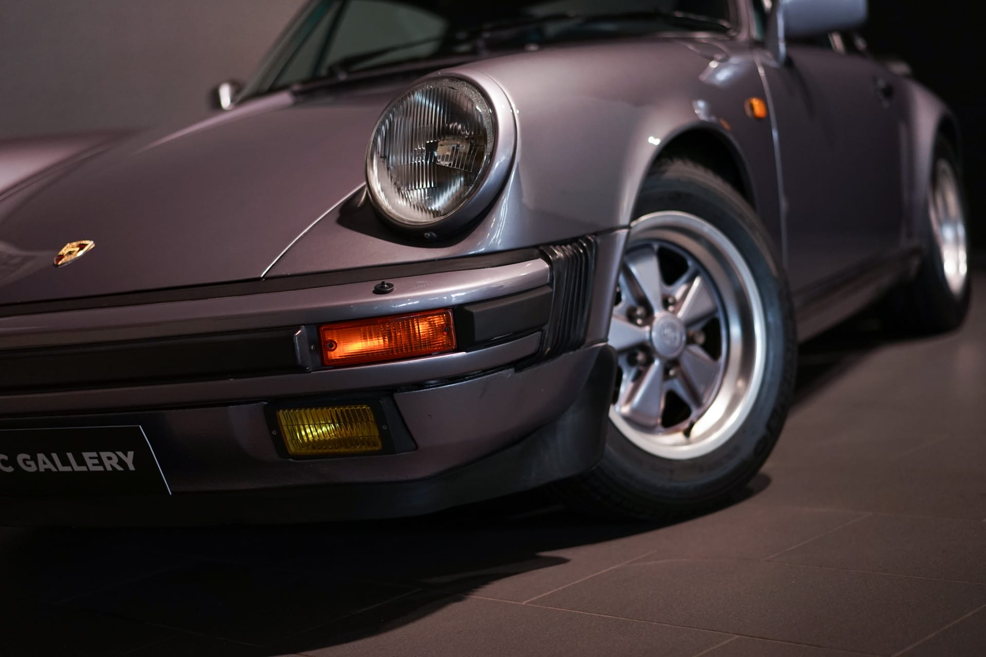 Porsche 911 3.2 Jubilé - Photo 6