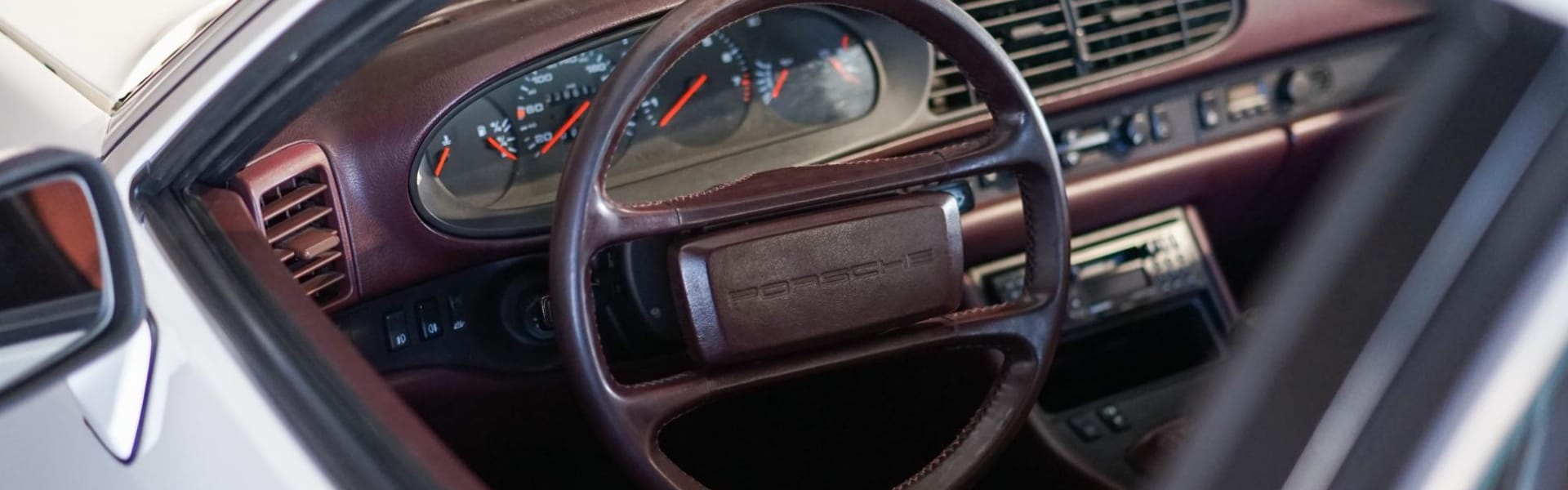 Porsche 944 S - Photo 15