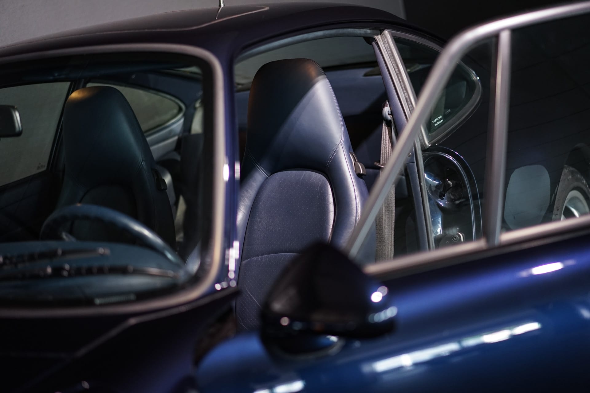 Porsche 993 Carrera 2 - Photo 19