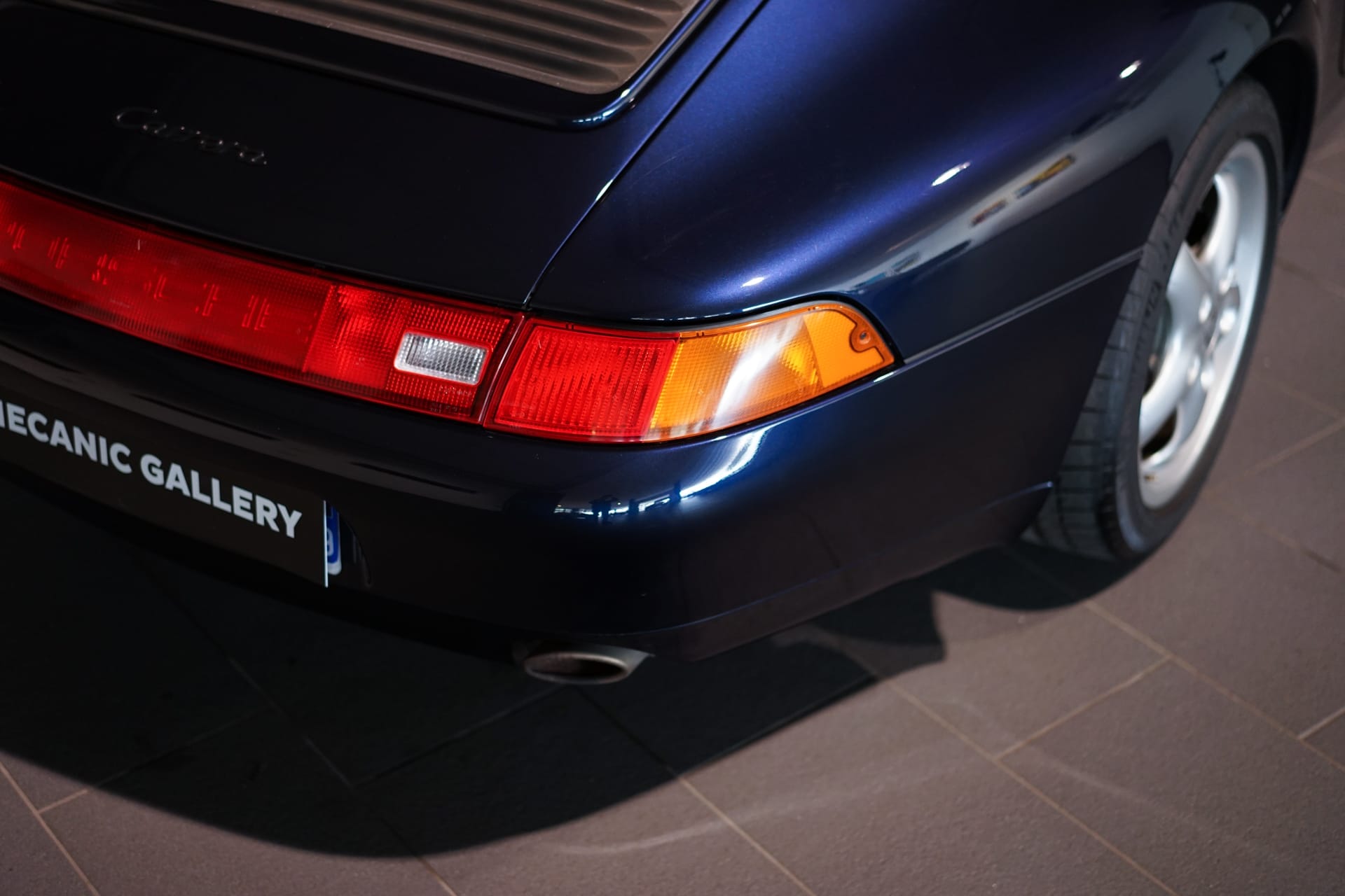 Porsche 993 Carrera 2 - Photo 11