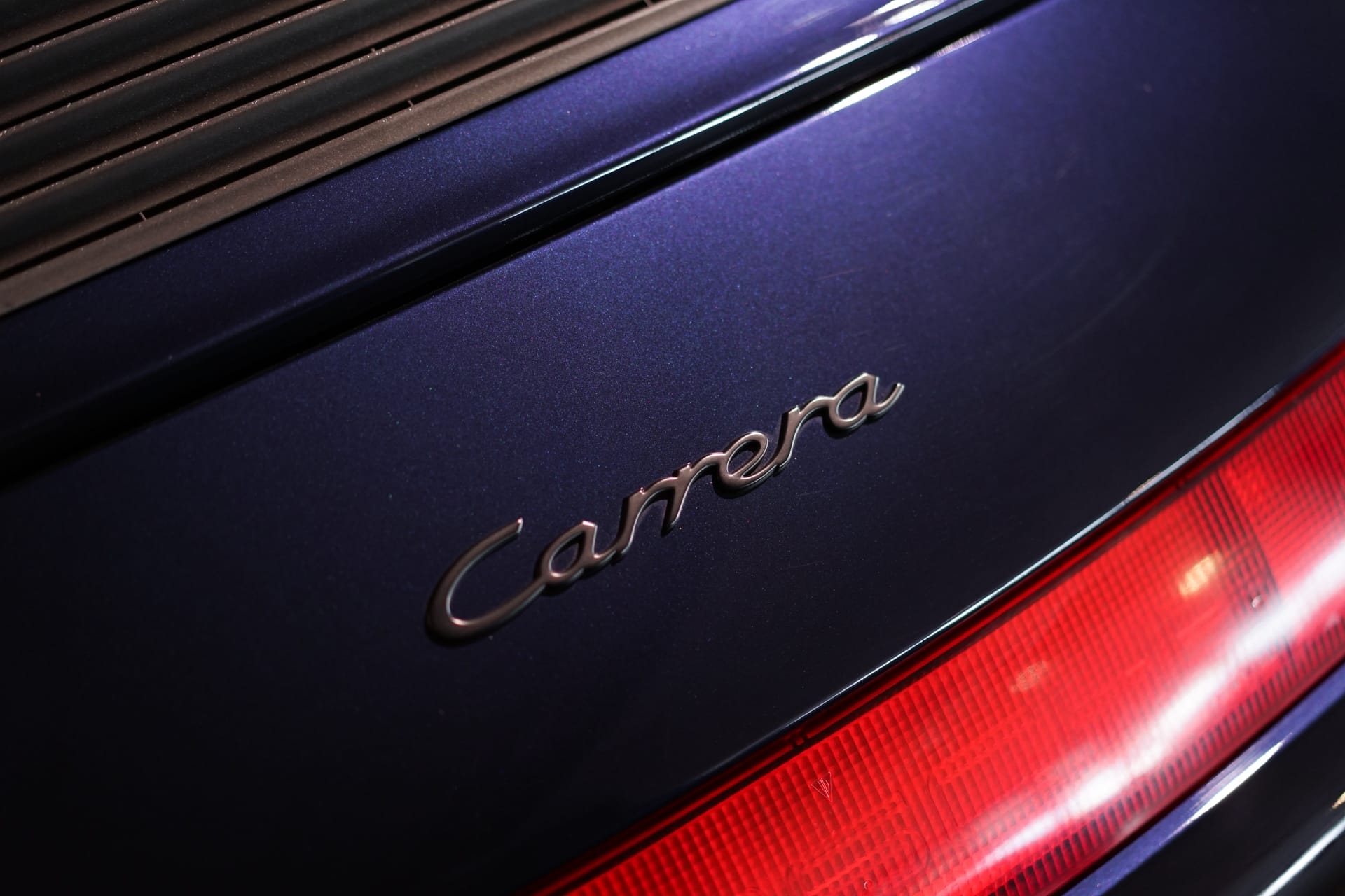 Porsche 993 Carrera 2 - Photo 12
