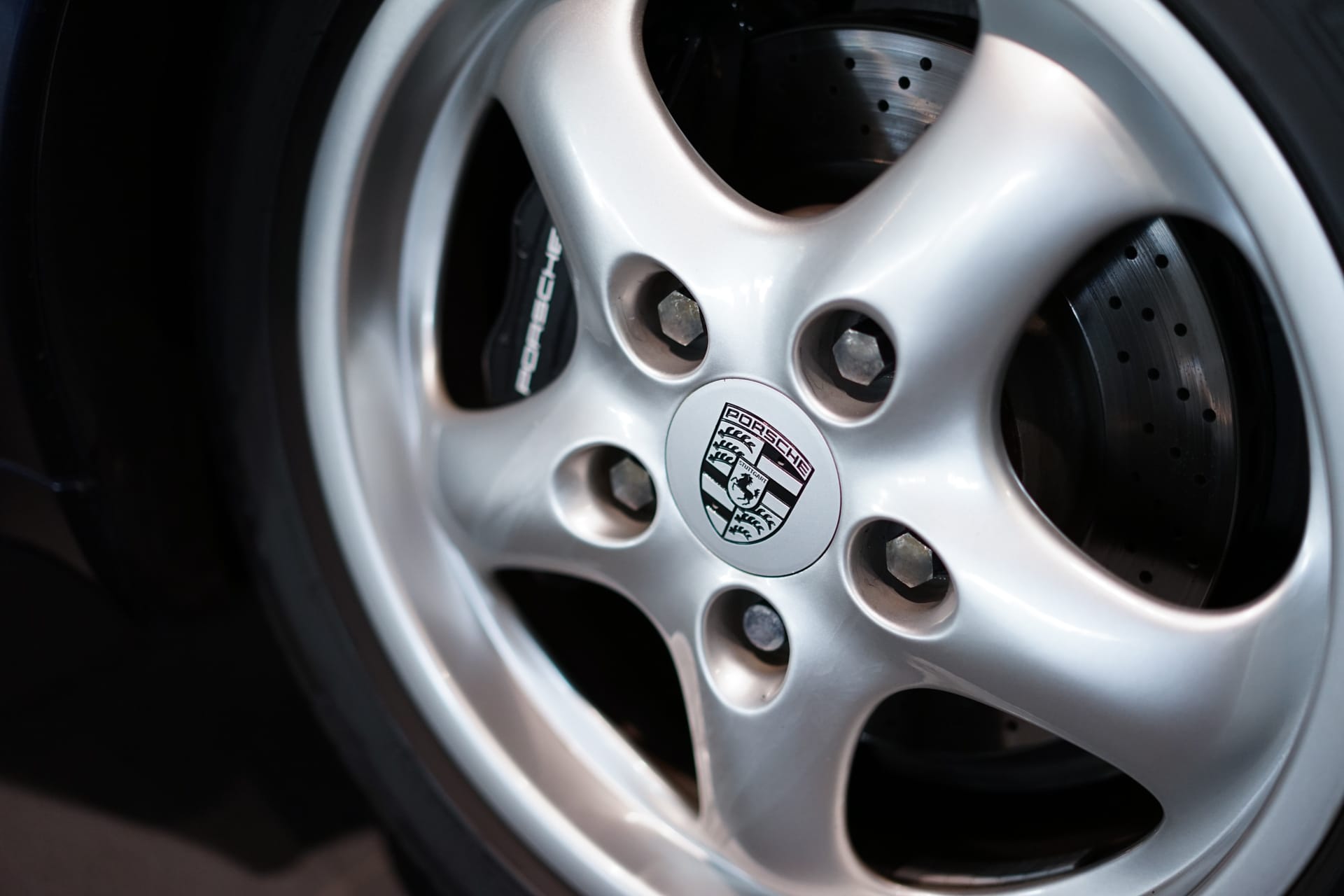 Porsche 993 Carrera 2 - Photo 14