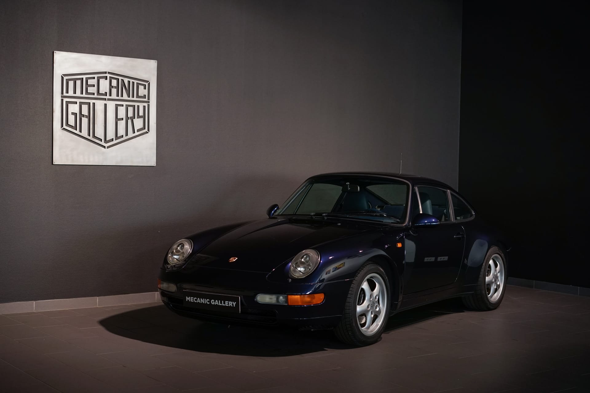 Porsche 993 Carrera 2 - Photo 2